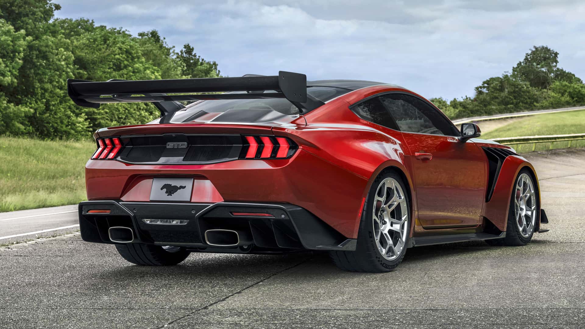 Option Packages for 2025 Mustang GTD