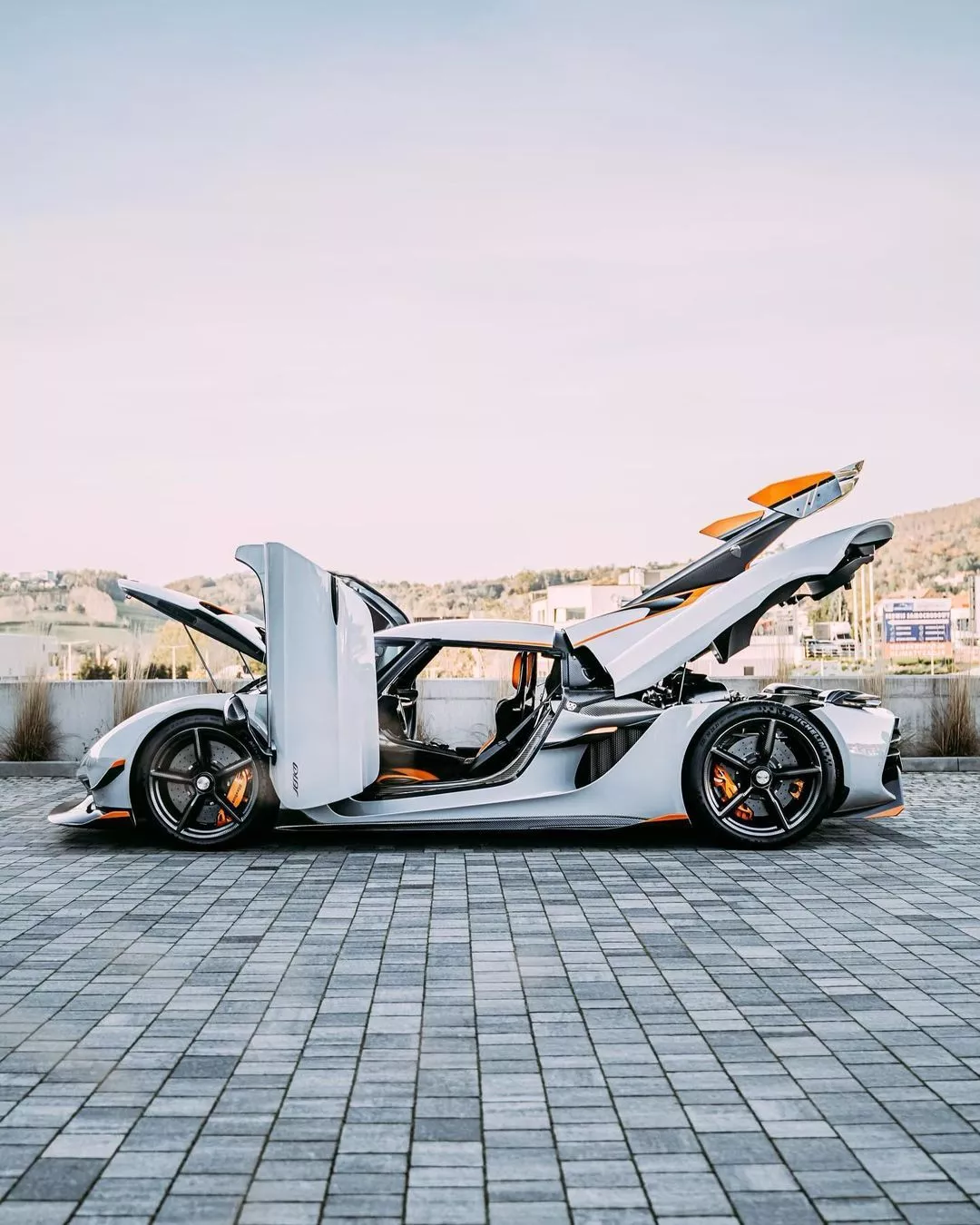 koenigsegg on Pinno: Jesko
