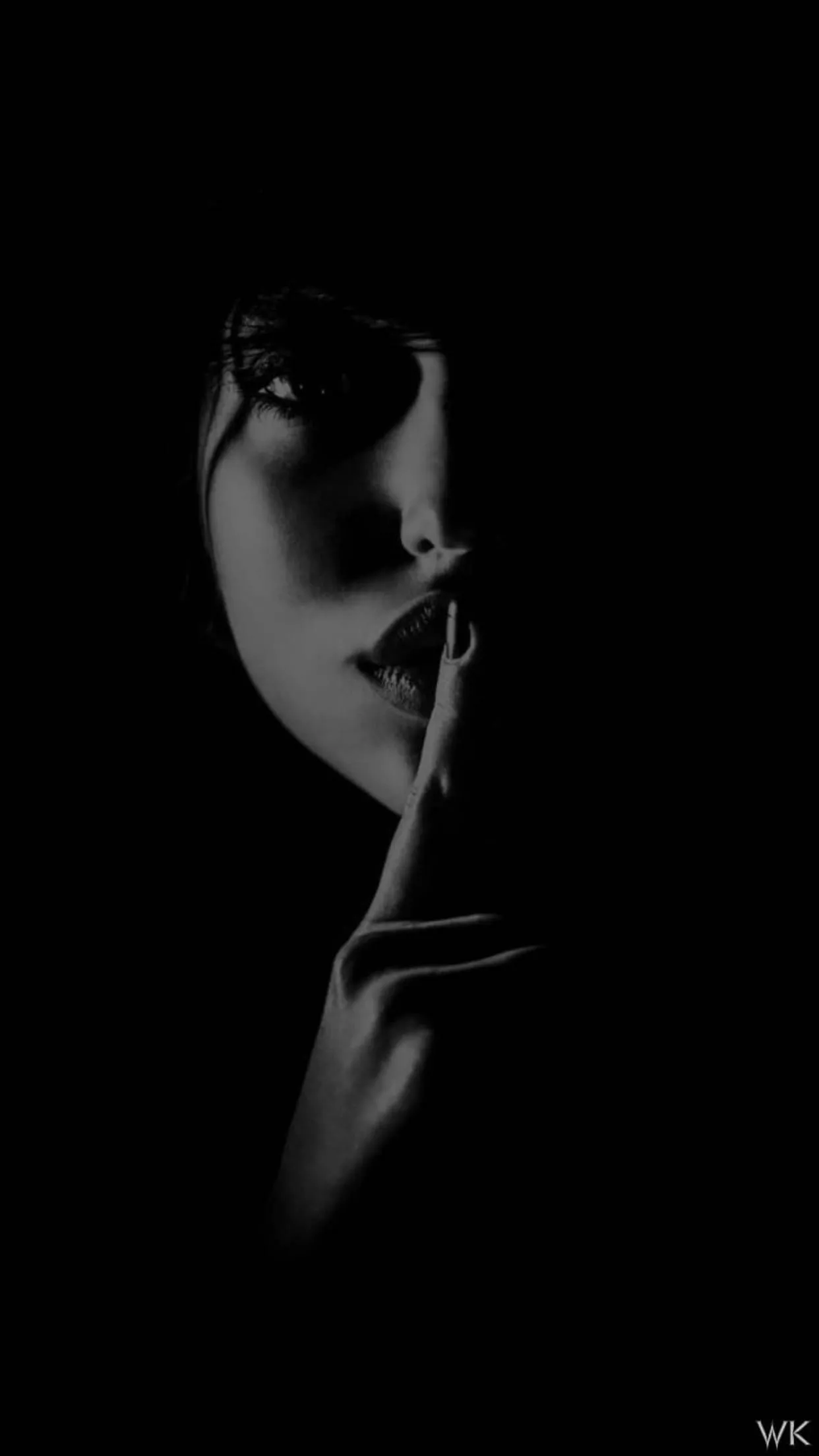 Black iPhone 6 Plus Wallpaper