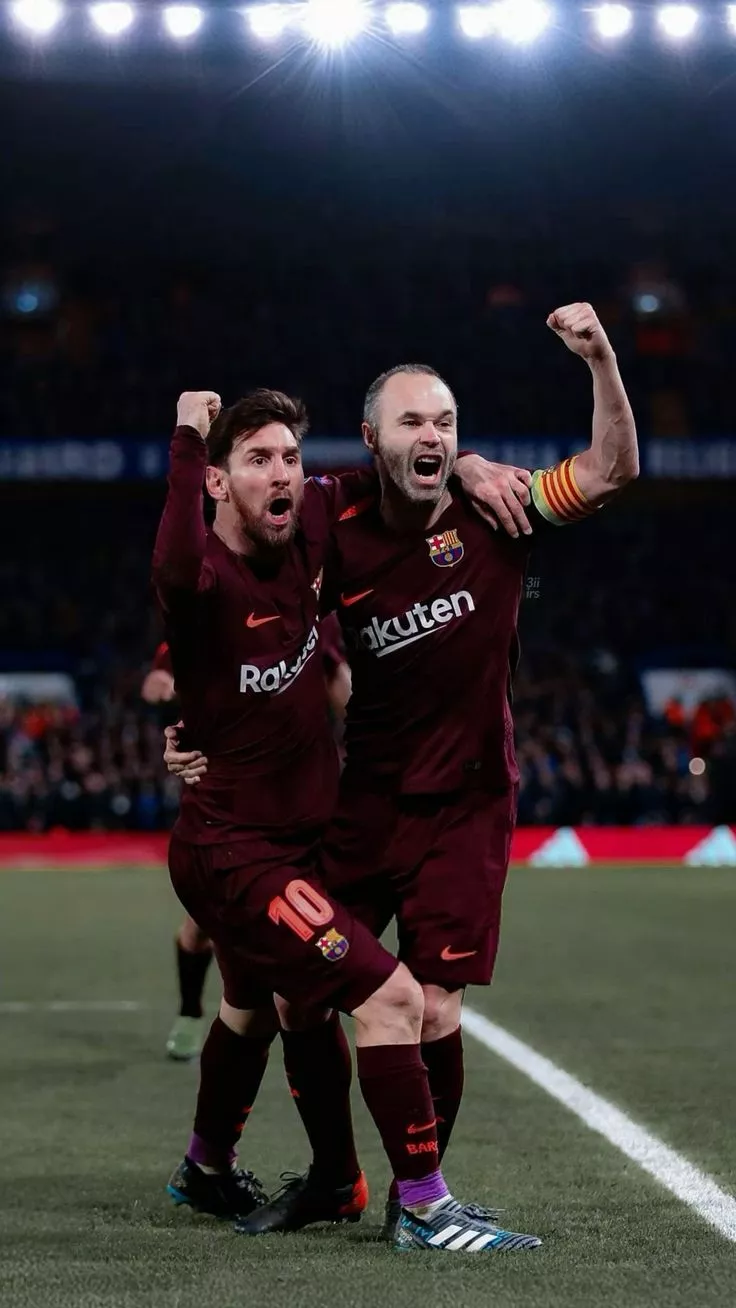 4k Wallpaper Lionel Messi and Iniesta