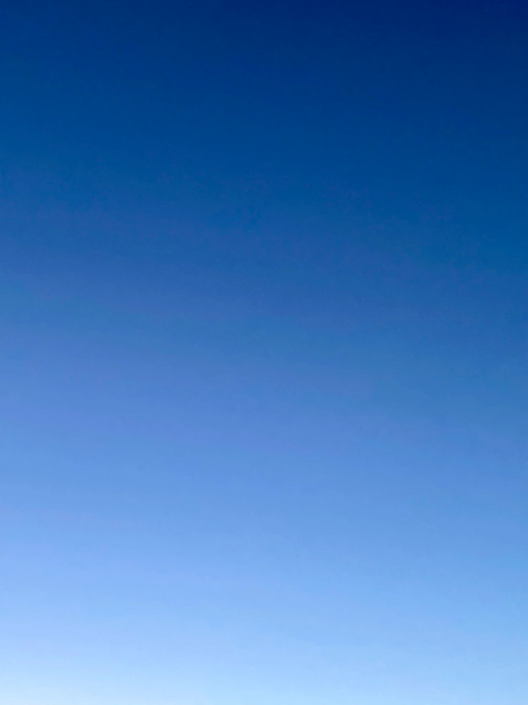 iPhone sky gradient wallpaper