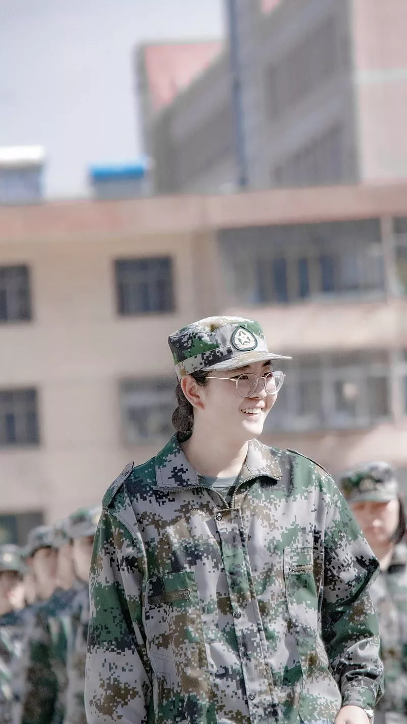 Female Soldier Smile, female soldier