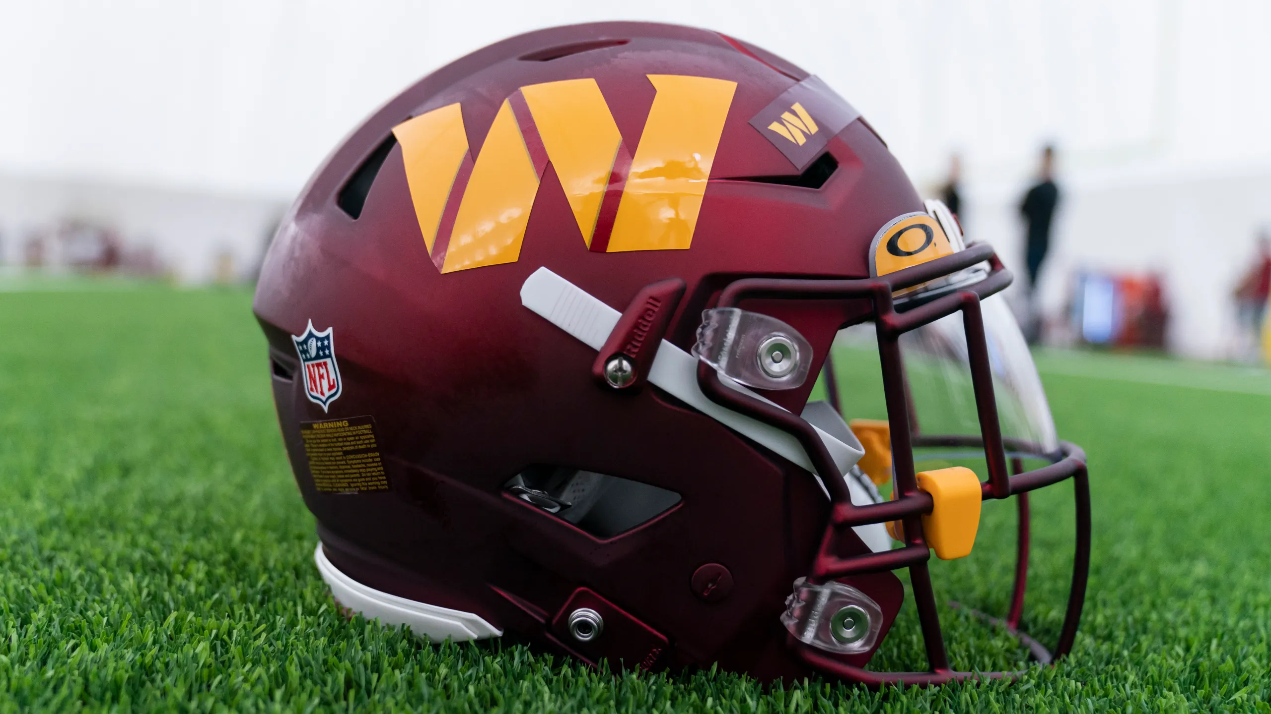 Jayden Daniels to get further tests