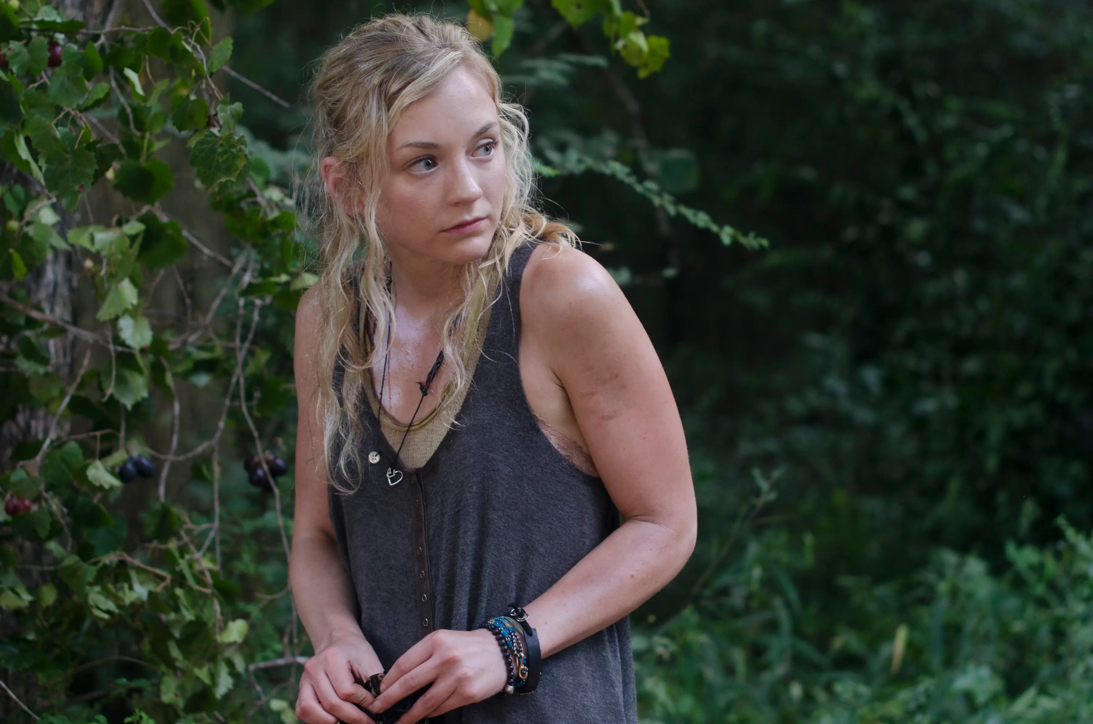 the Walking Dead': Emily Kinney Sings