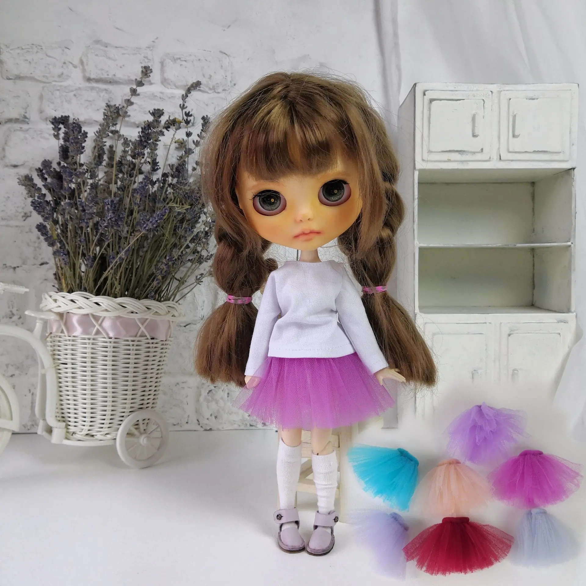 Turquoise tulle skirt for Blythe doll