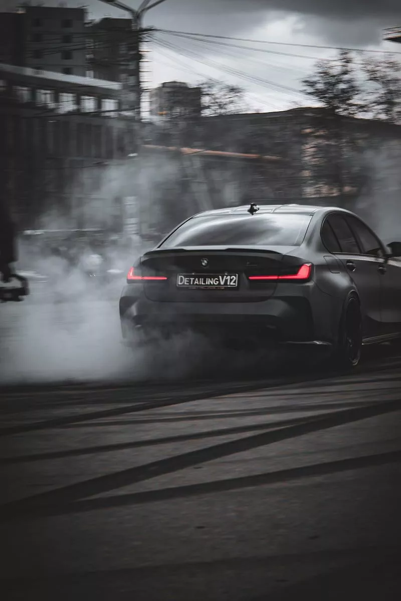HD bmw drift smoke wallpaper