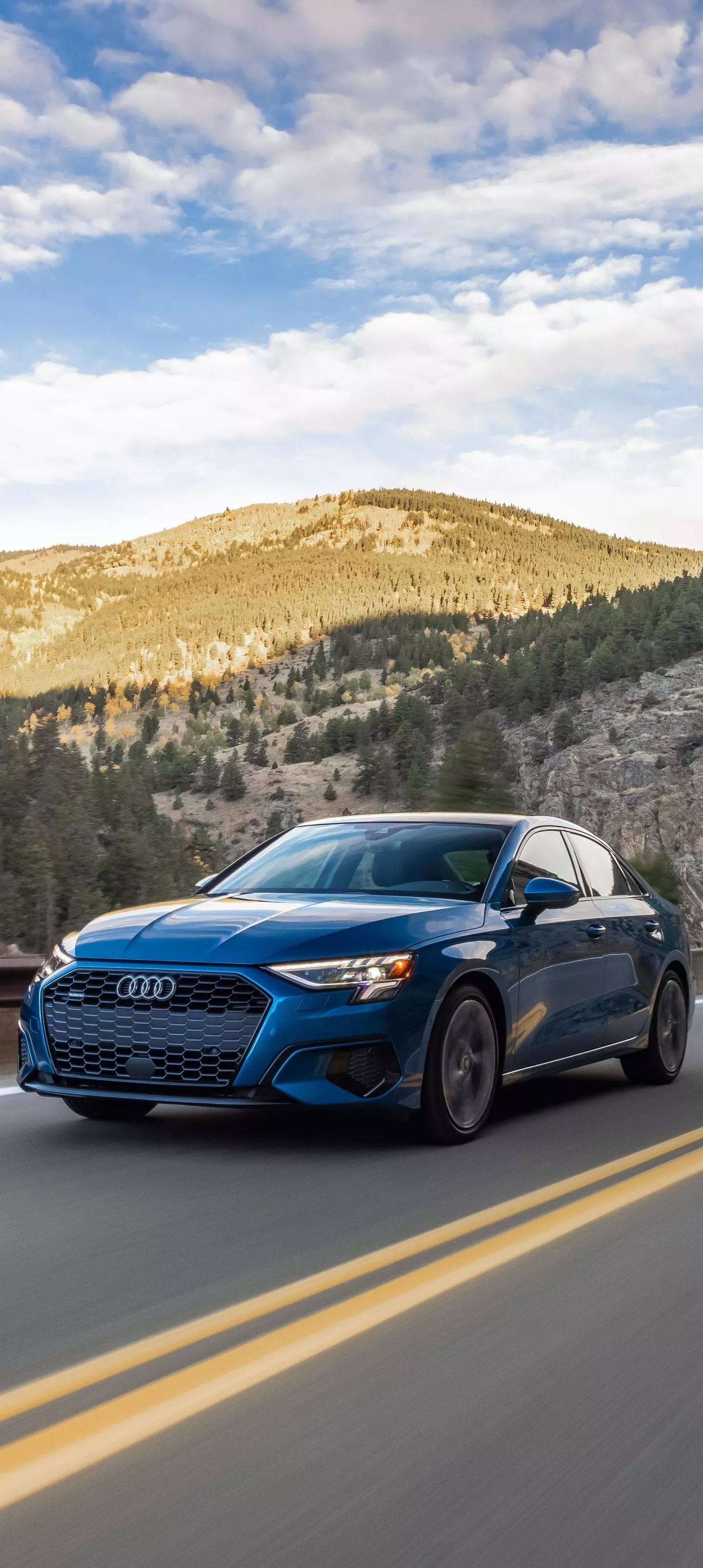 Download Audi A3 Sedan 40 TFSI Quattro