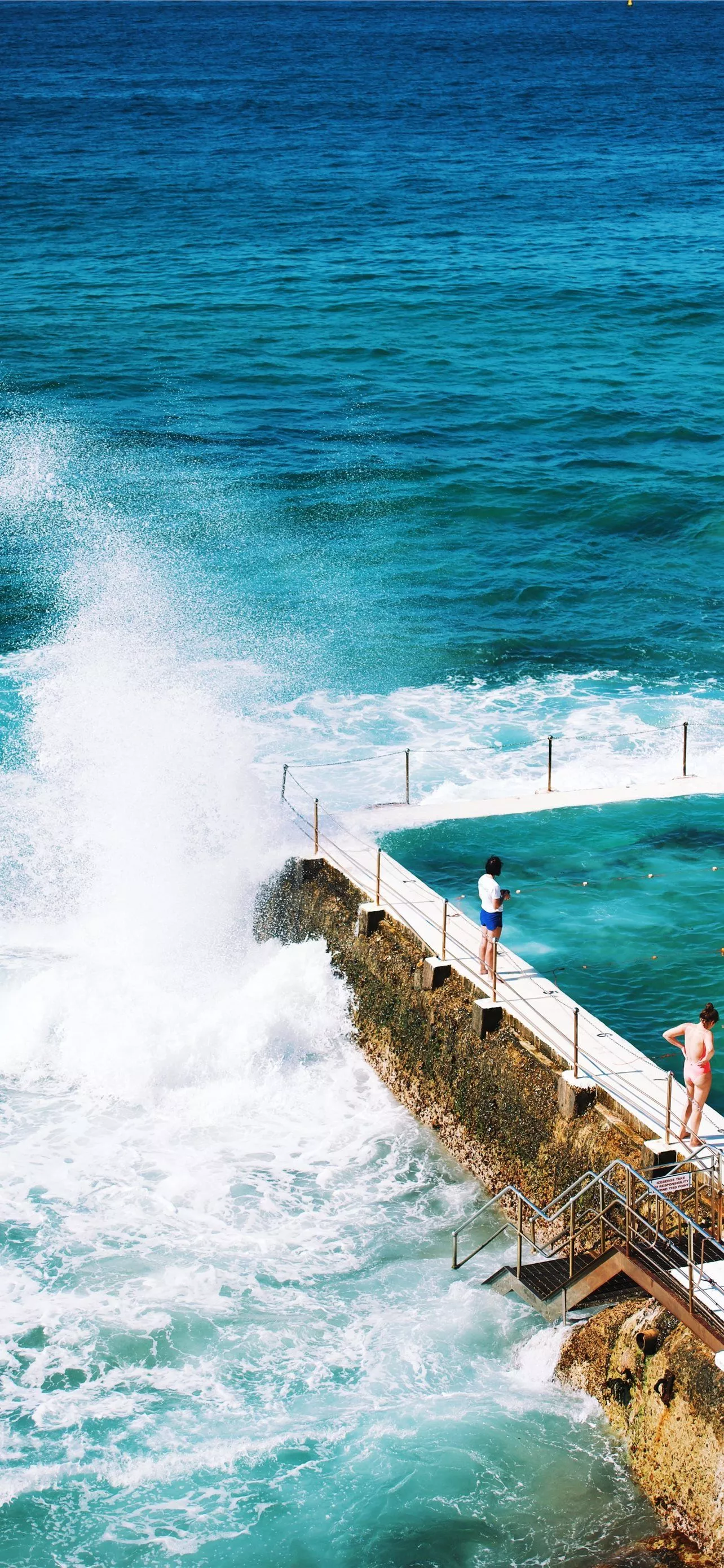 bondi beach iPhone Wallpaper Free Download