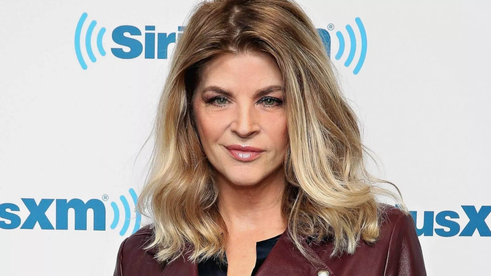 Kirstie Alley Wallpaper