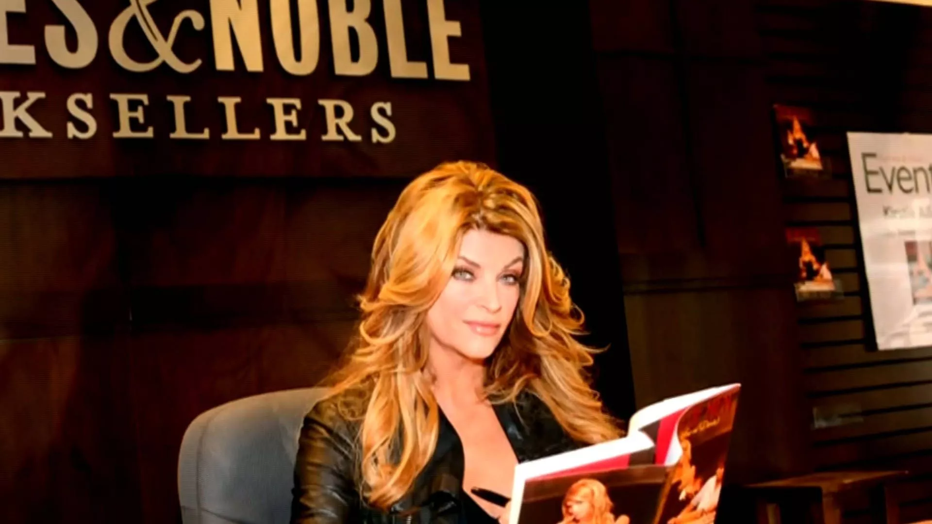 Kirstie Alley Wallpaper