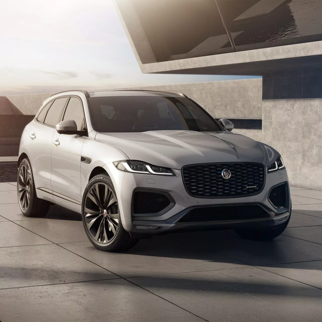Jaguar F Pace R Dynamic Black Pack
