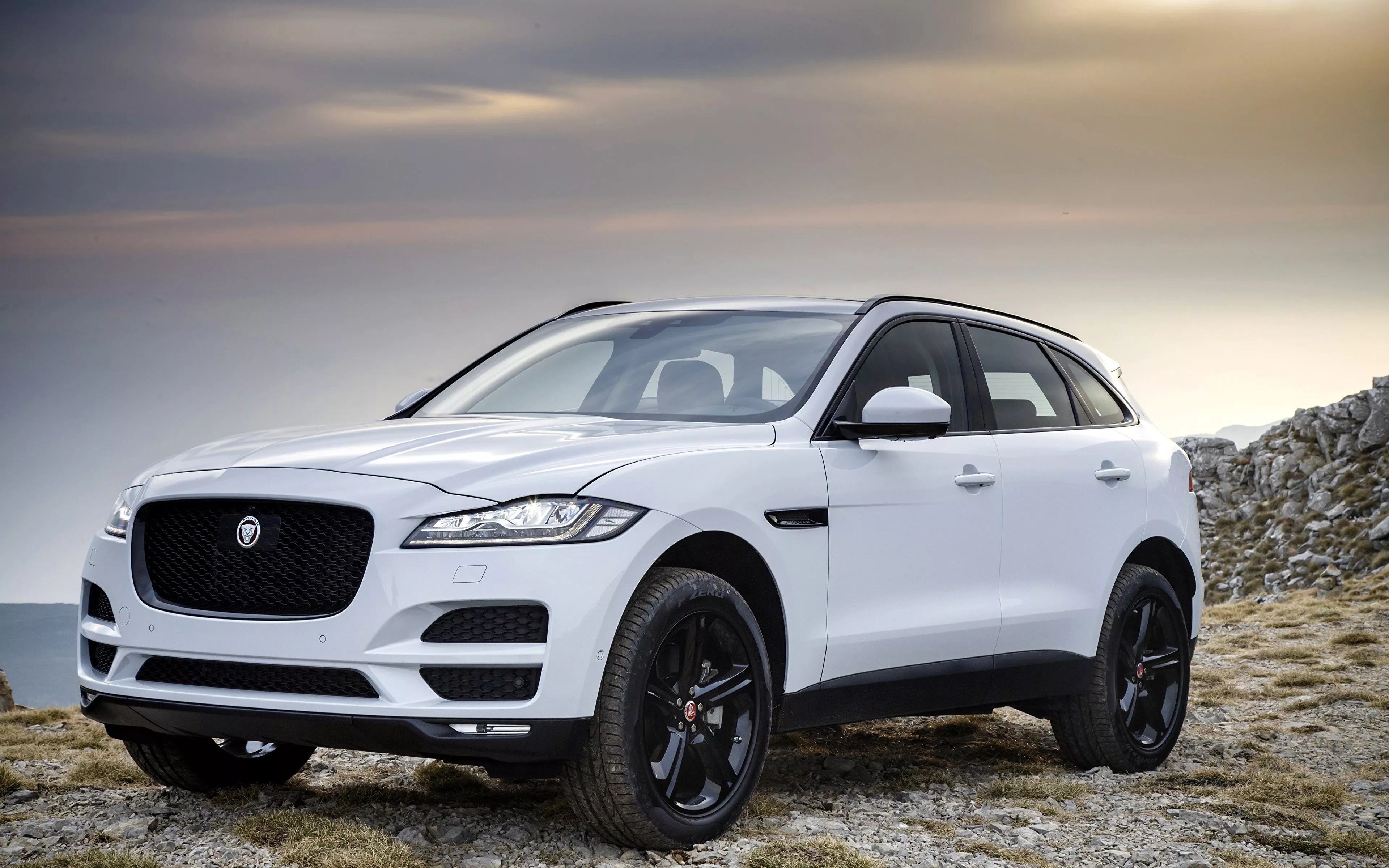 F Pace Portfolio White Automobile 3840x2400