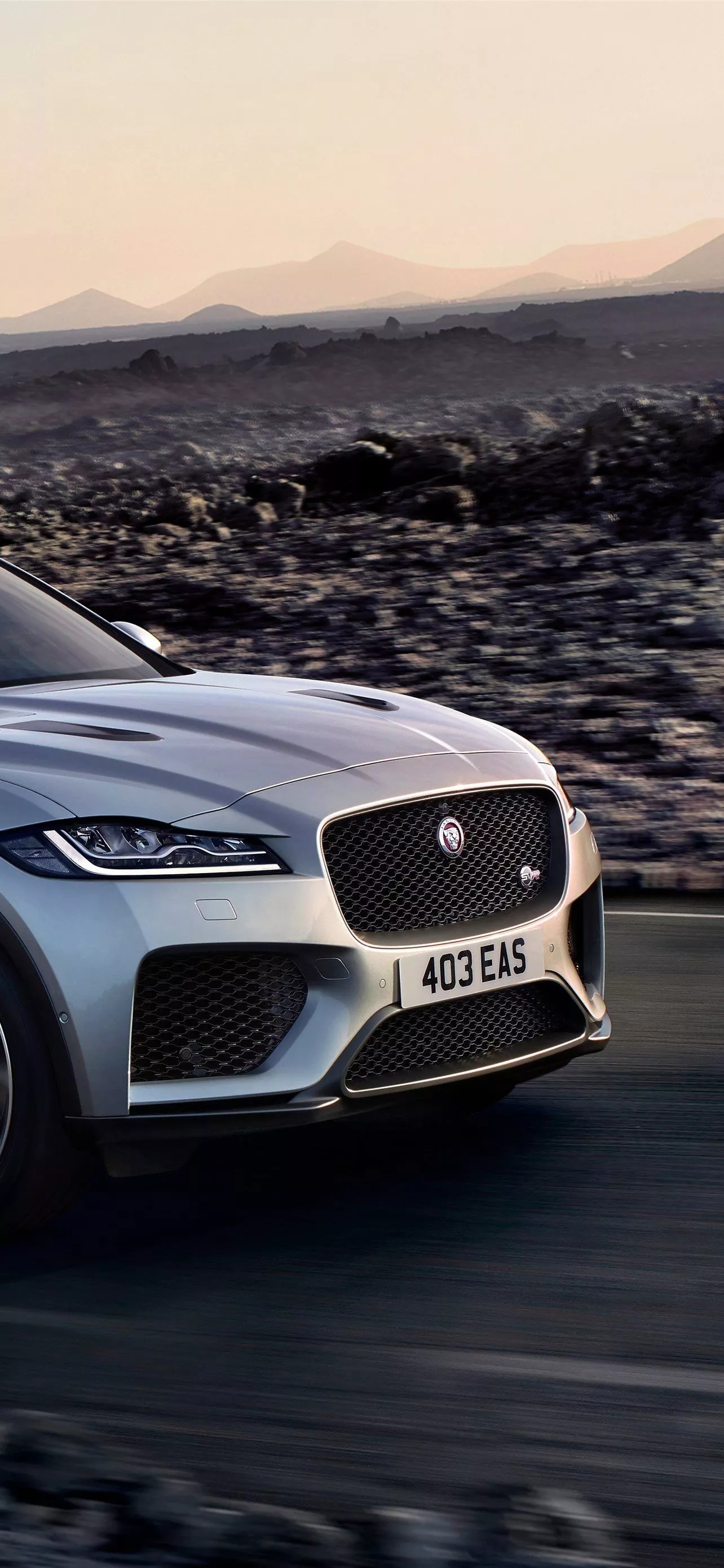 jaguar f pace svr iPhone Wallpaper