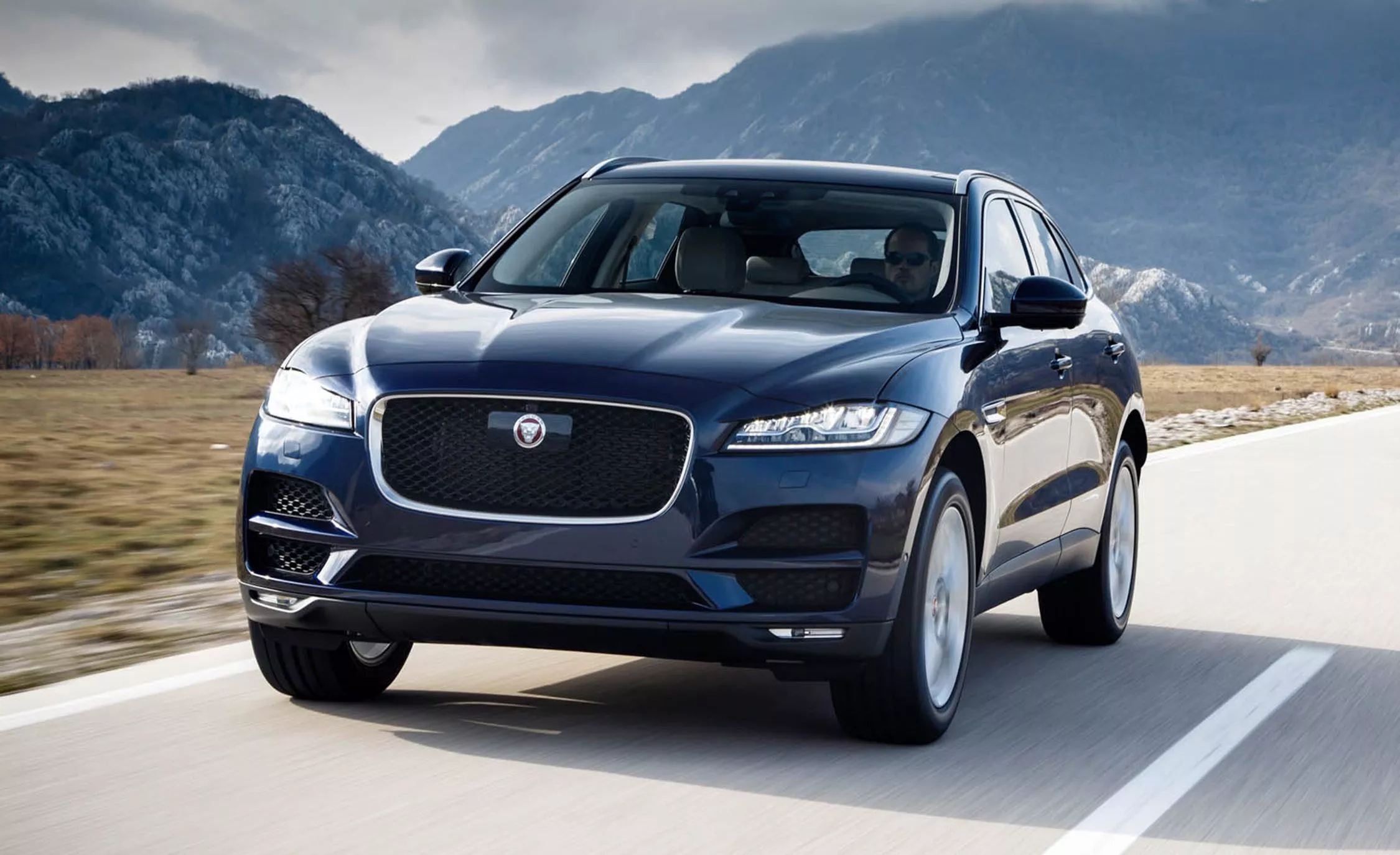 Jaguar F Pace: A New Turbo Four
