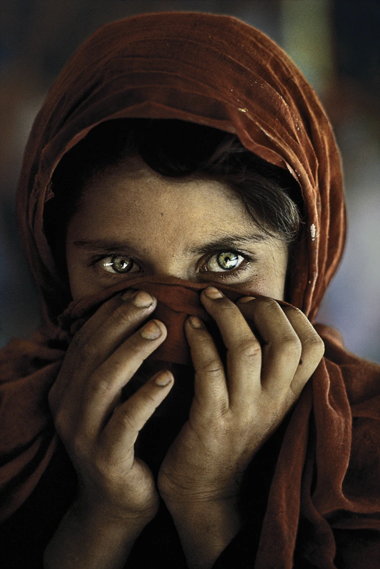 Iconic 'Afghan girl' image was almost
