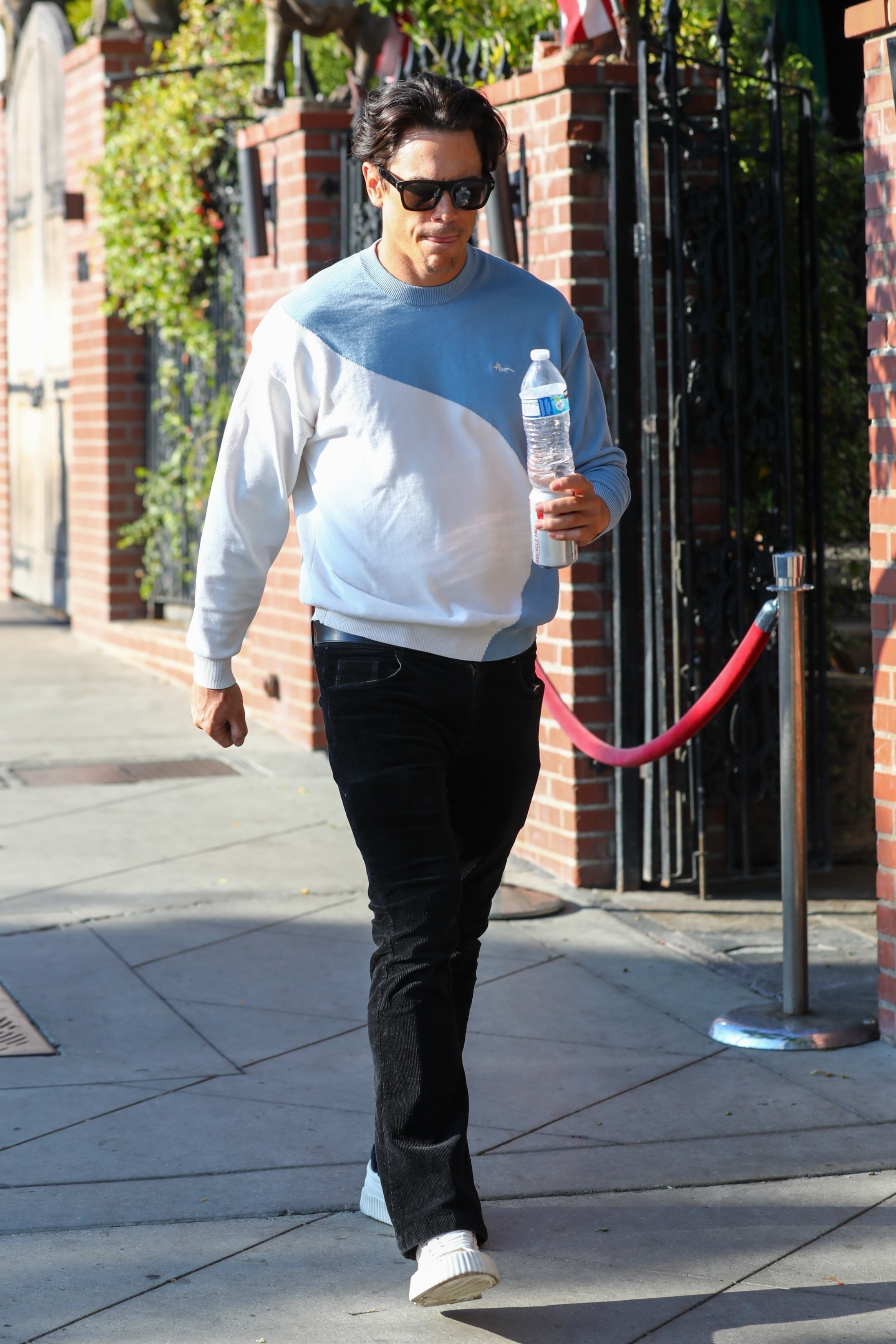 Tom Sandoval photographed filming