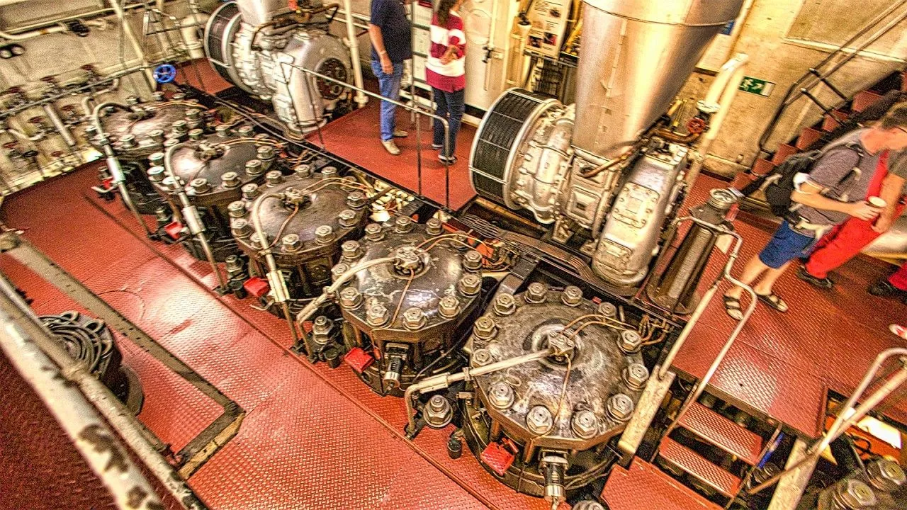 Ship Diesel Engine Start Up in 8K HDR