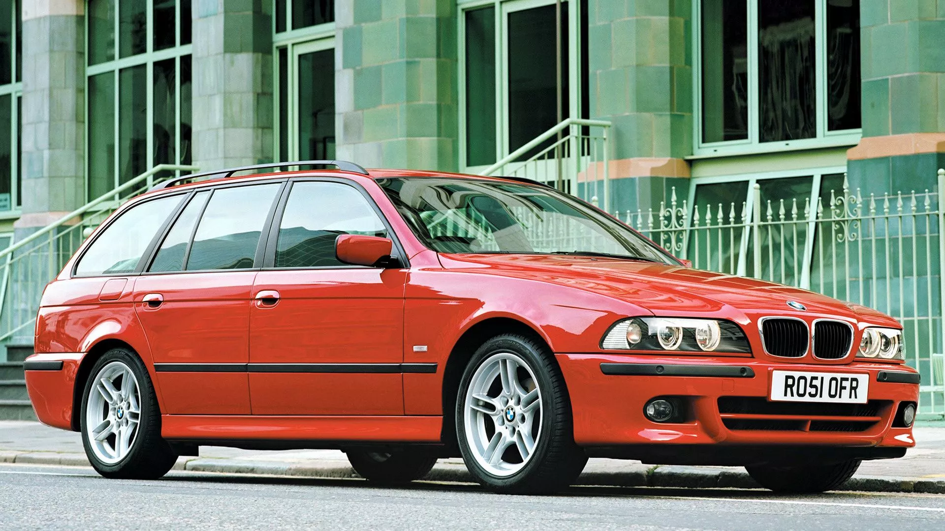 BMW 5 Series Touring M Sport UK