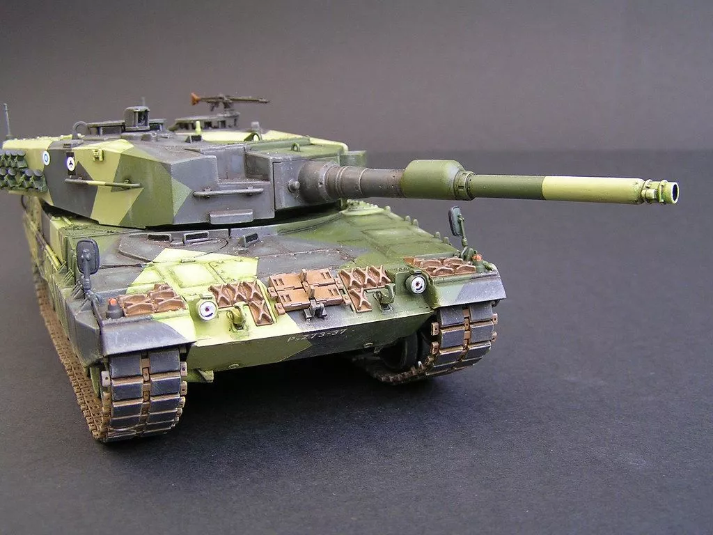 Leopard 2A4 Italeri 1 35