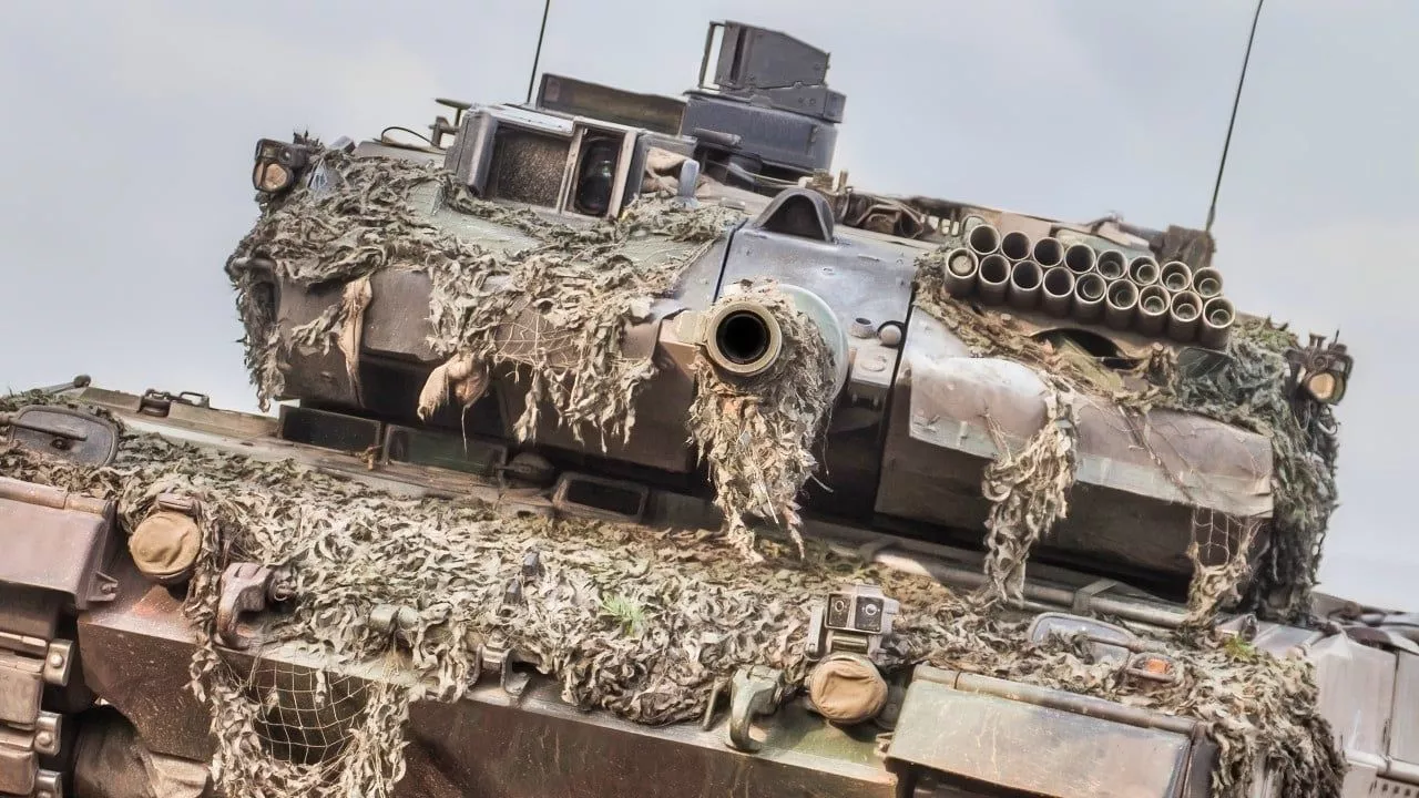 More Leopard 2 Main Battle Tanks are