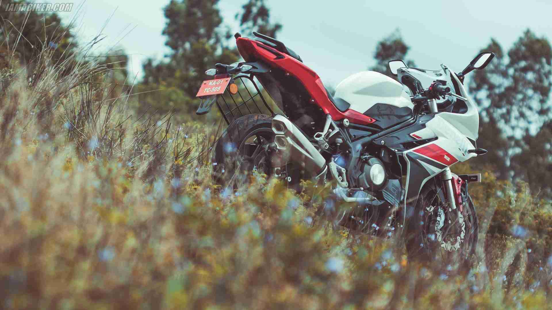Benelli 302R HD wallpaper. Motorcycle