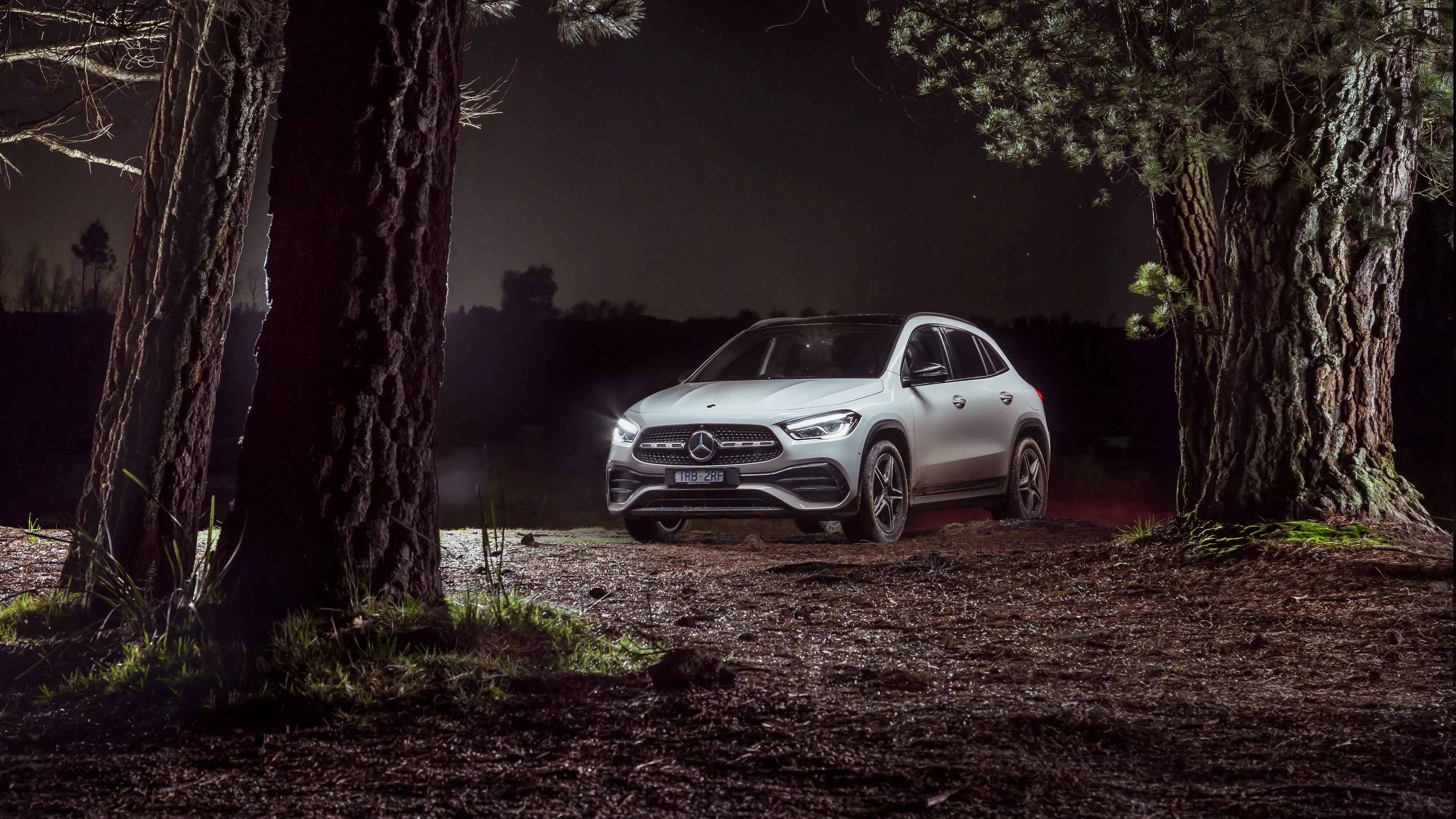 Mercedes Benz GLA 250 4MATIC AMG Line