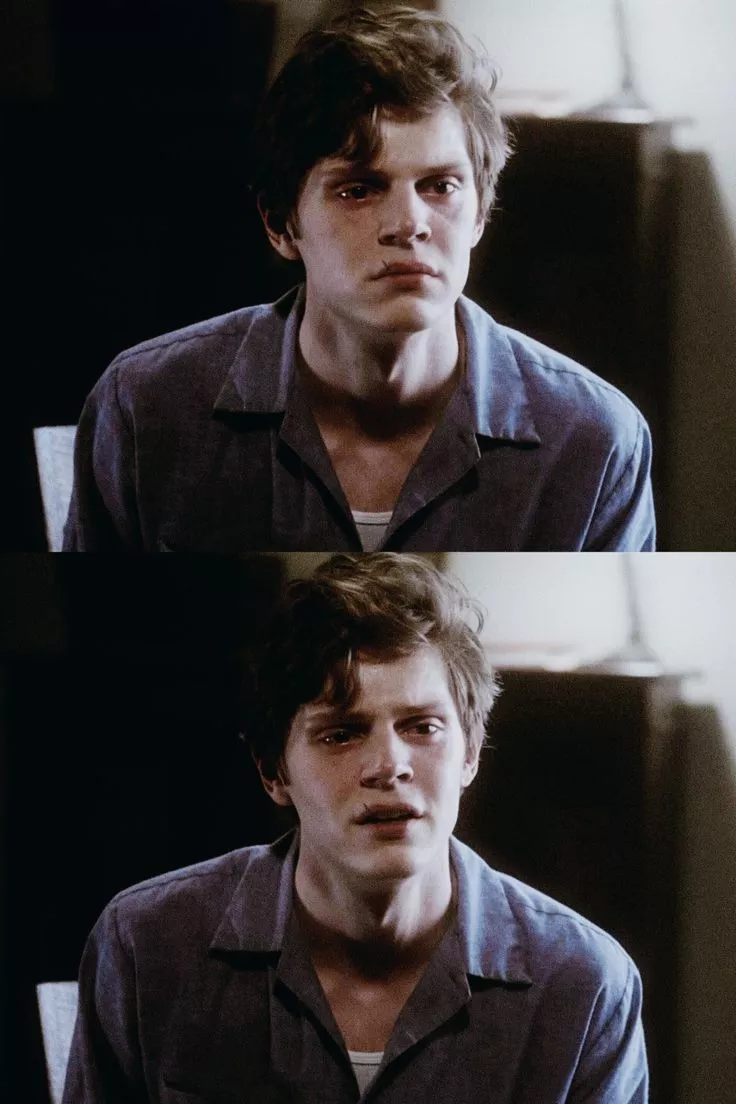 wallpaper of Evan Peters as Kit Walker