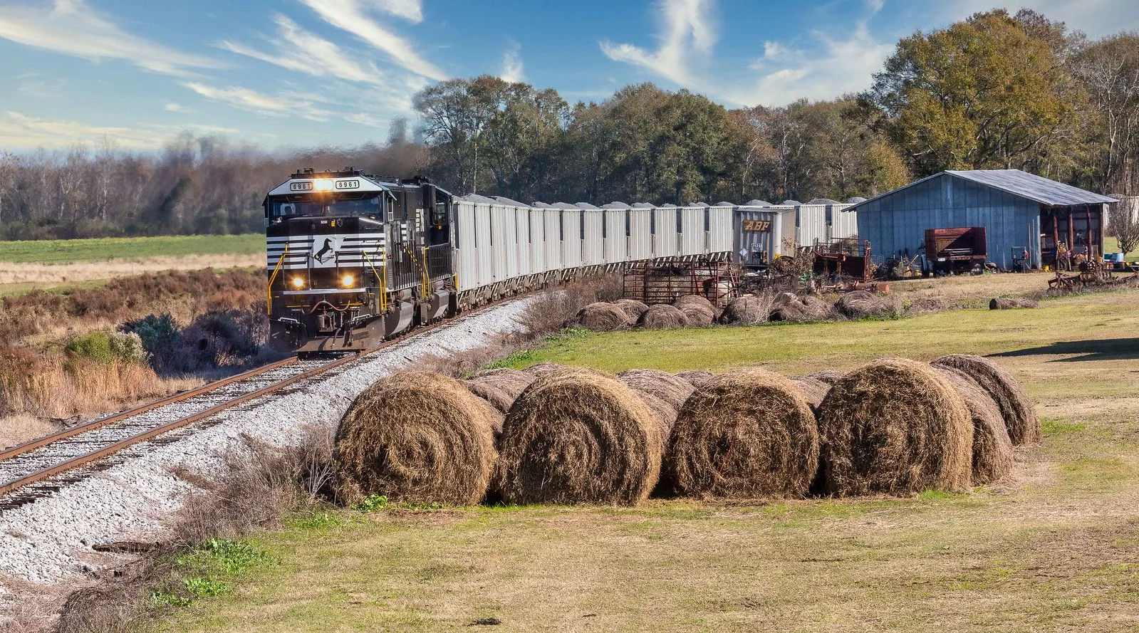 Webb, AL. NS rock train traveling