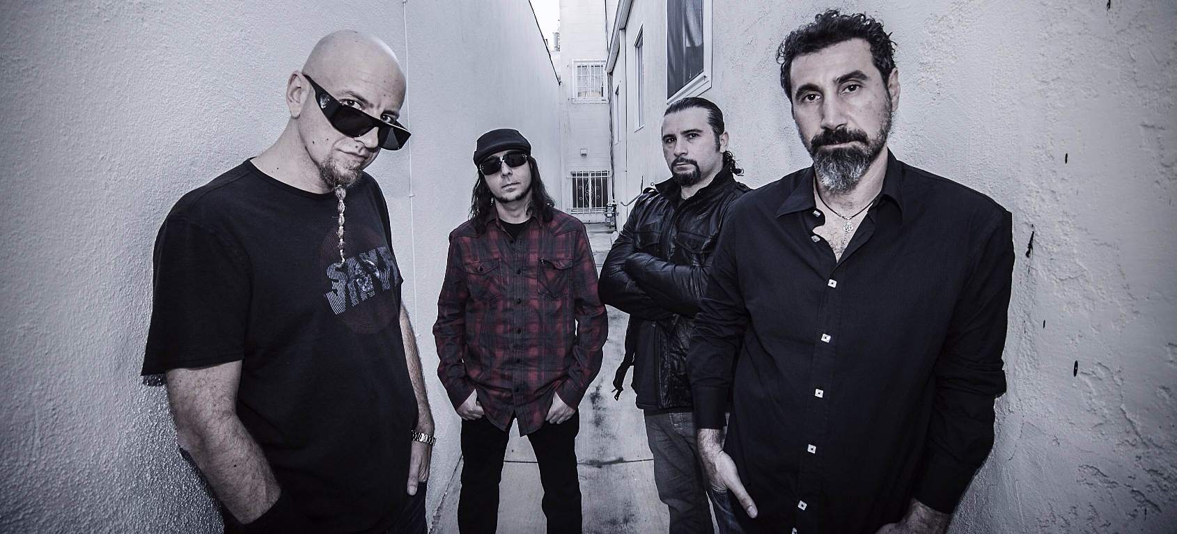Fan Nearly Dies At SYSTEM OF A DOWN Gig