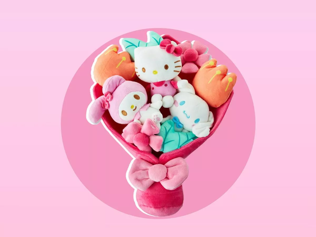 $30 Hello Kitty & Friends Plush Bouquet
