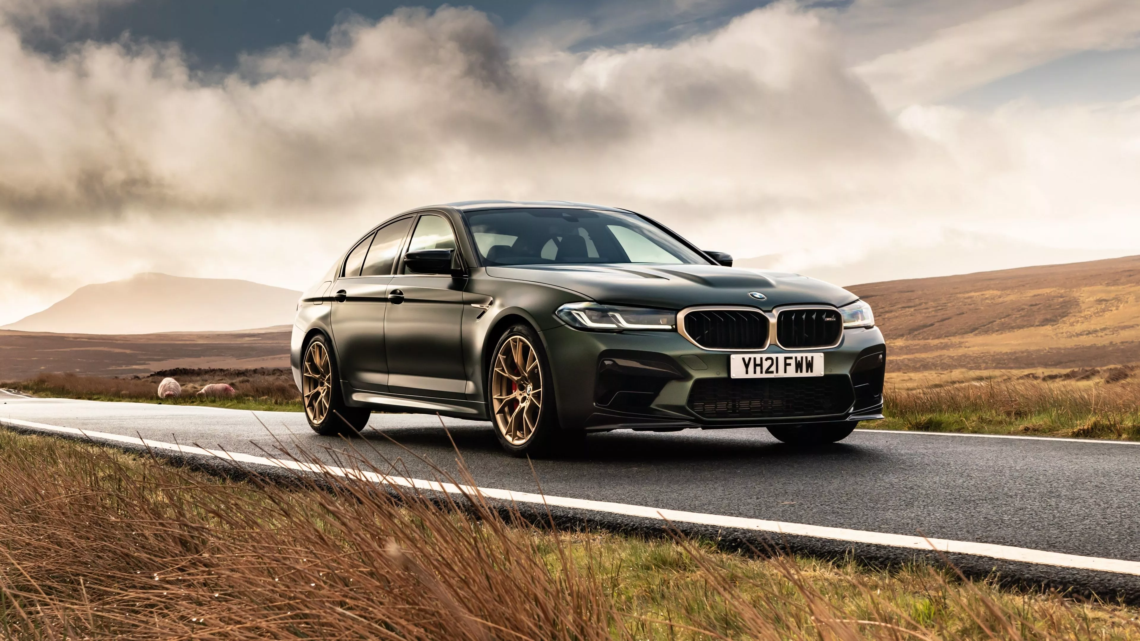BMW M5 CS Wallpaper 4K