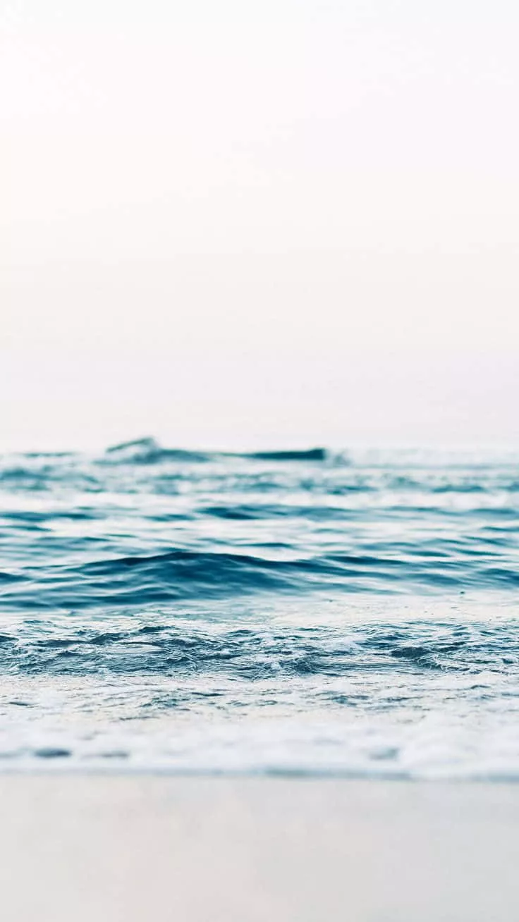 Aesthetic Preppy Beach Wallpaper