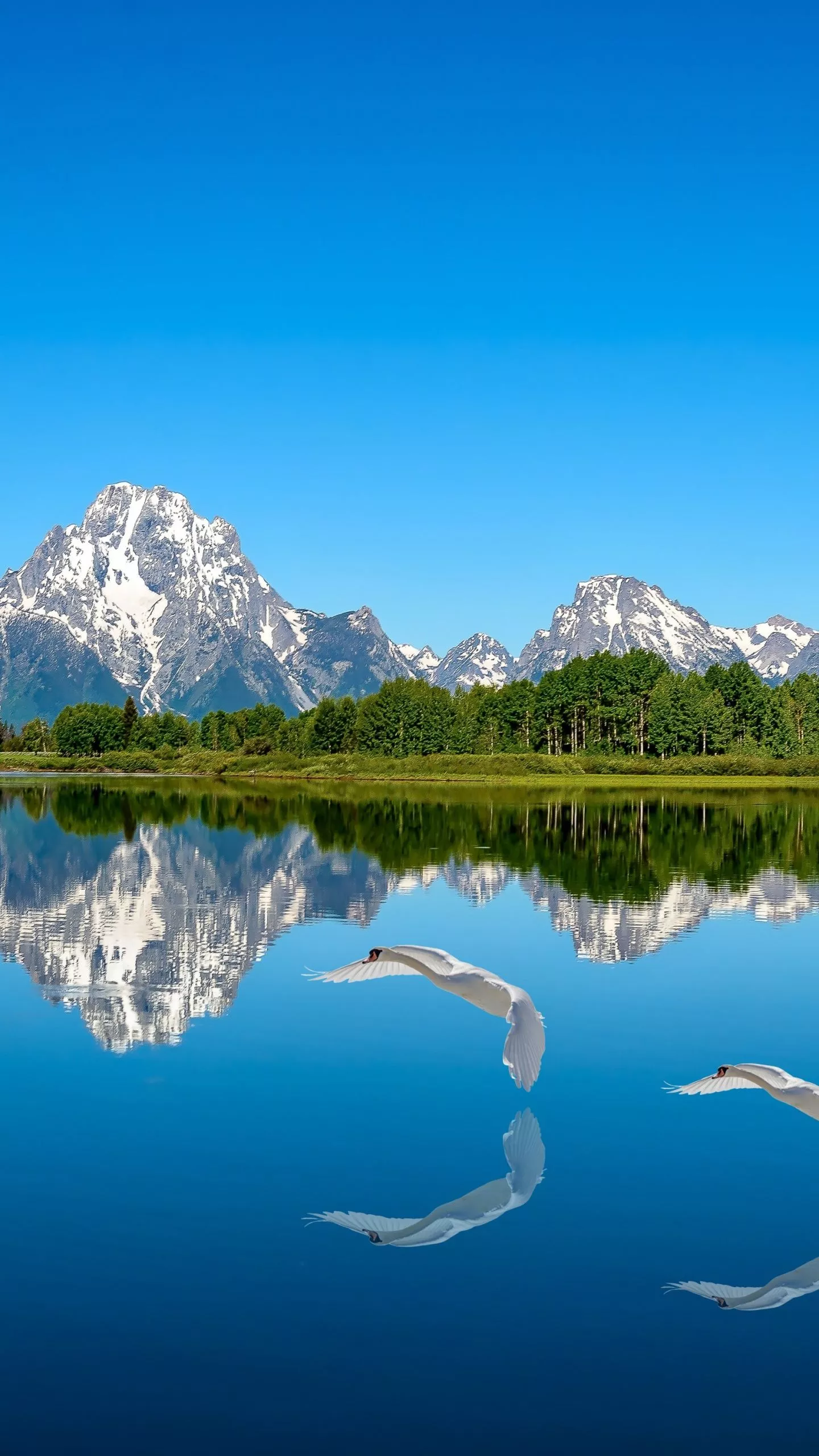 Lake Wallpaper 4K, Blue aesthetic