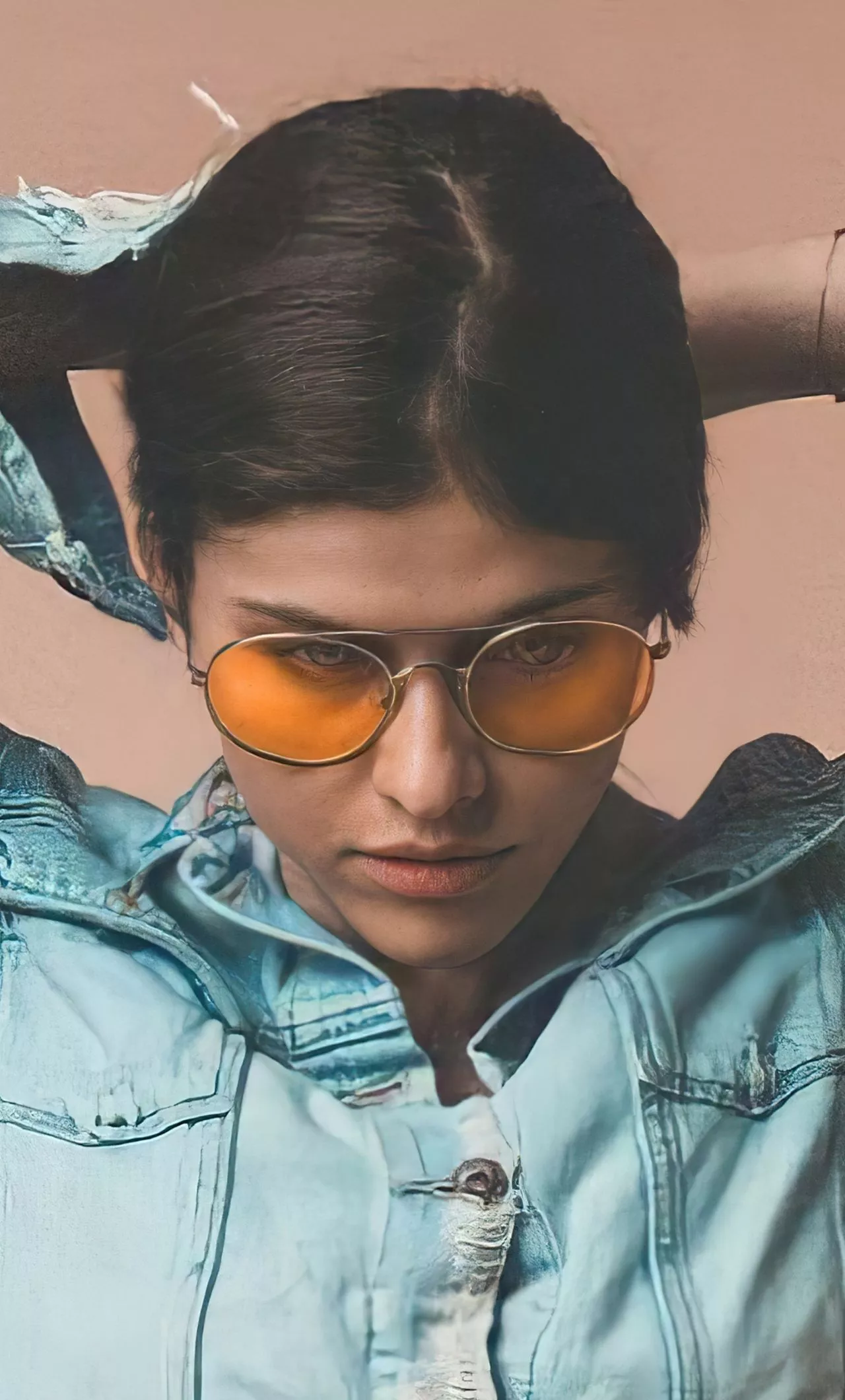 Download wallpaper 1280x2120 alexandra