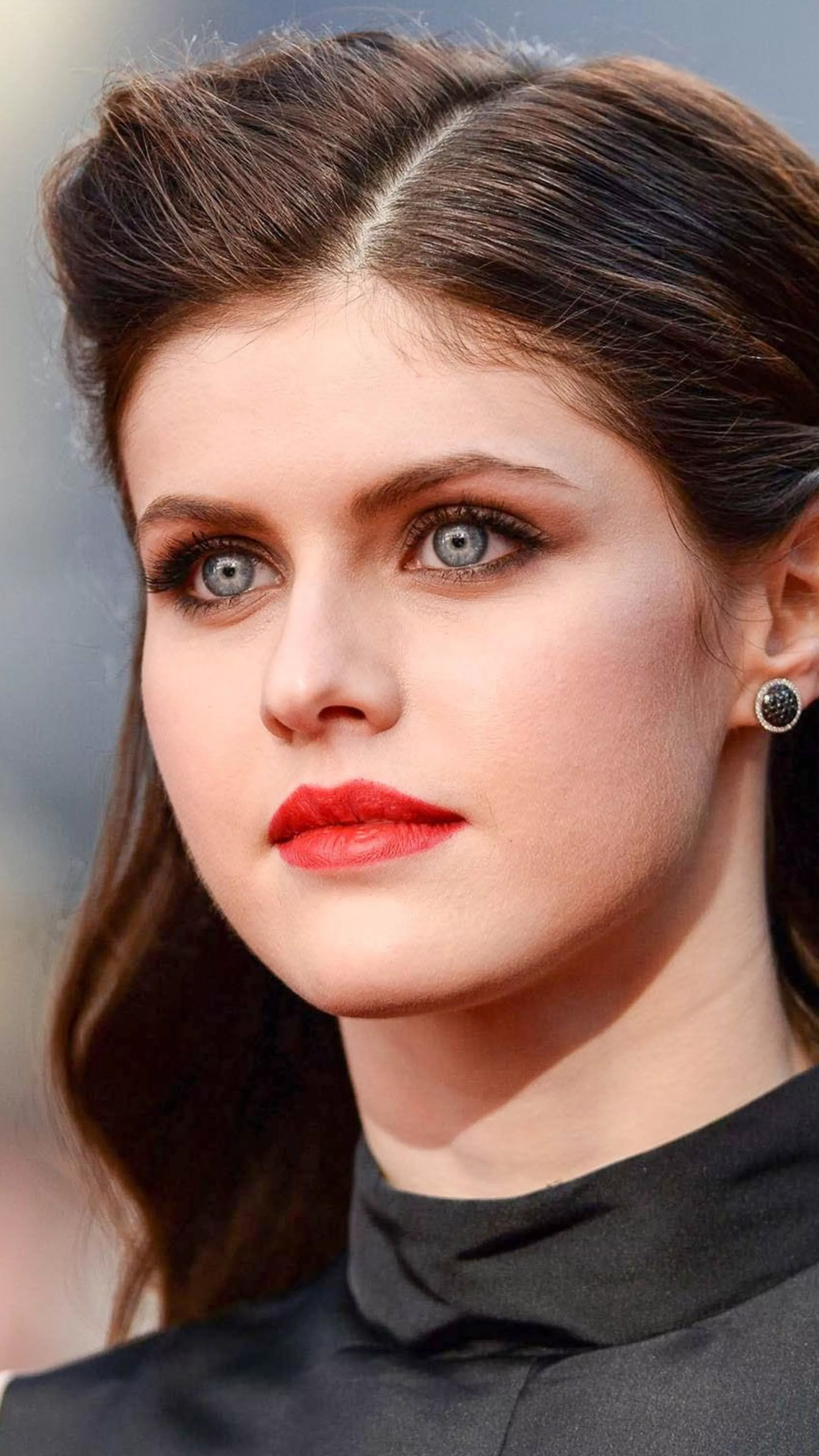 Alexandra Daddario Wallpaper 33