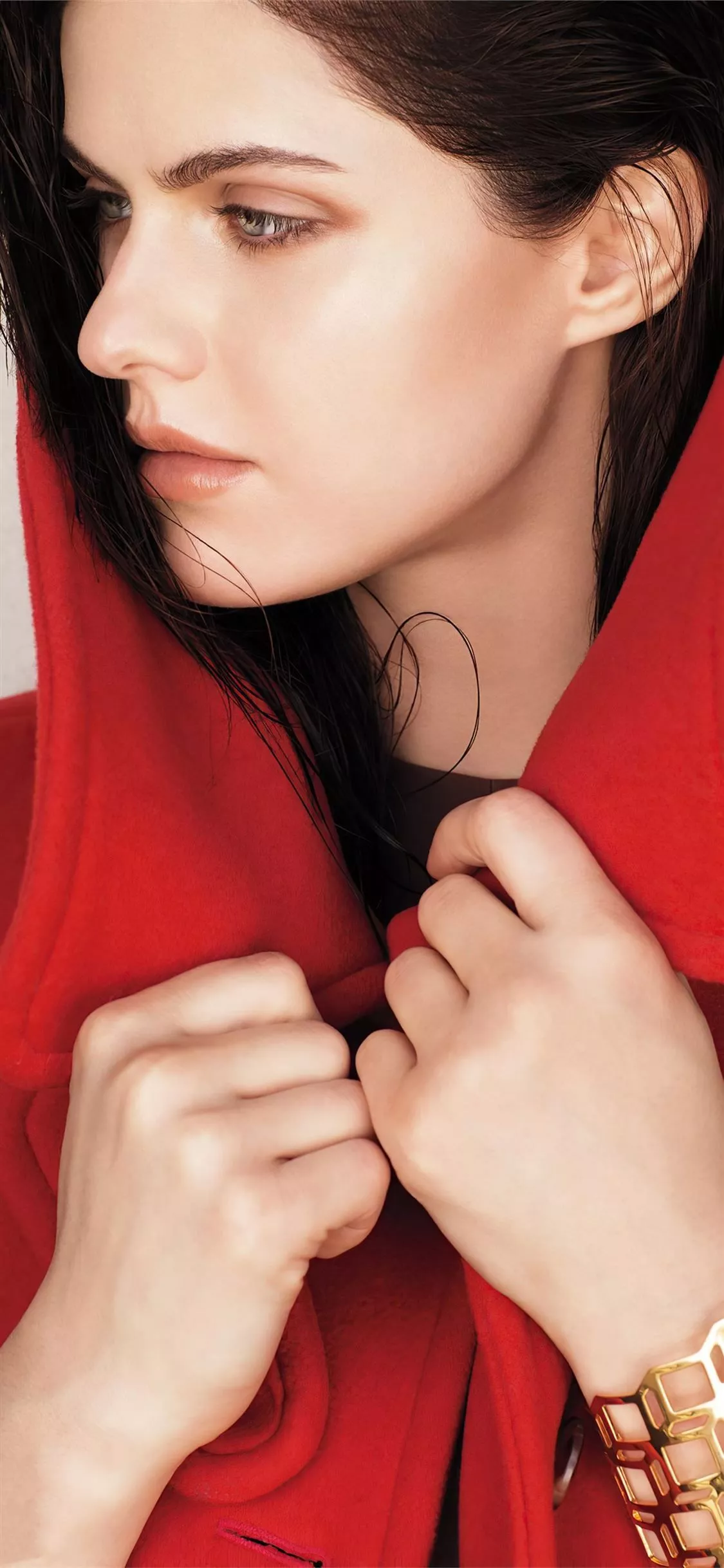 alexandra daddario instyle 2020 iPhone