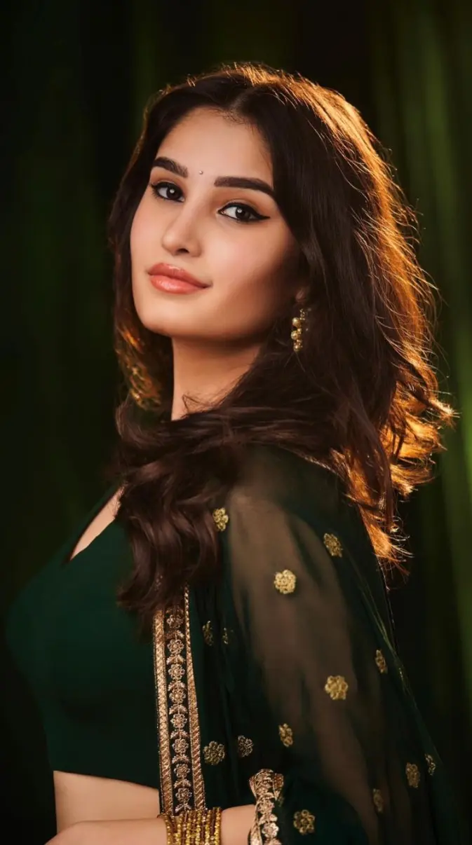 Rasha Thadani wallpaper