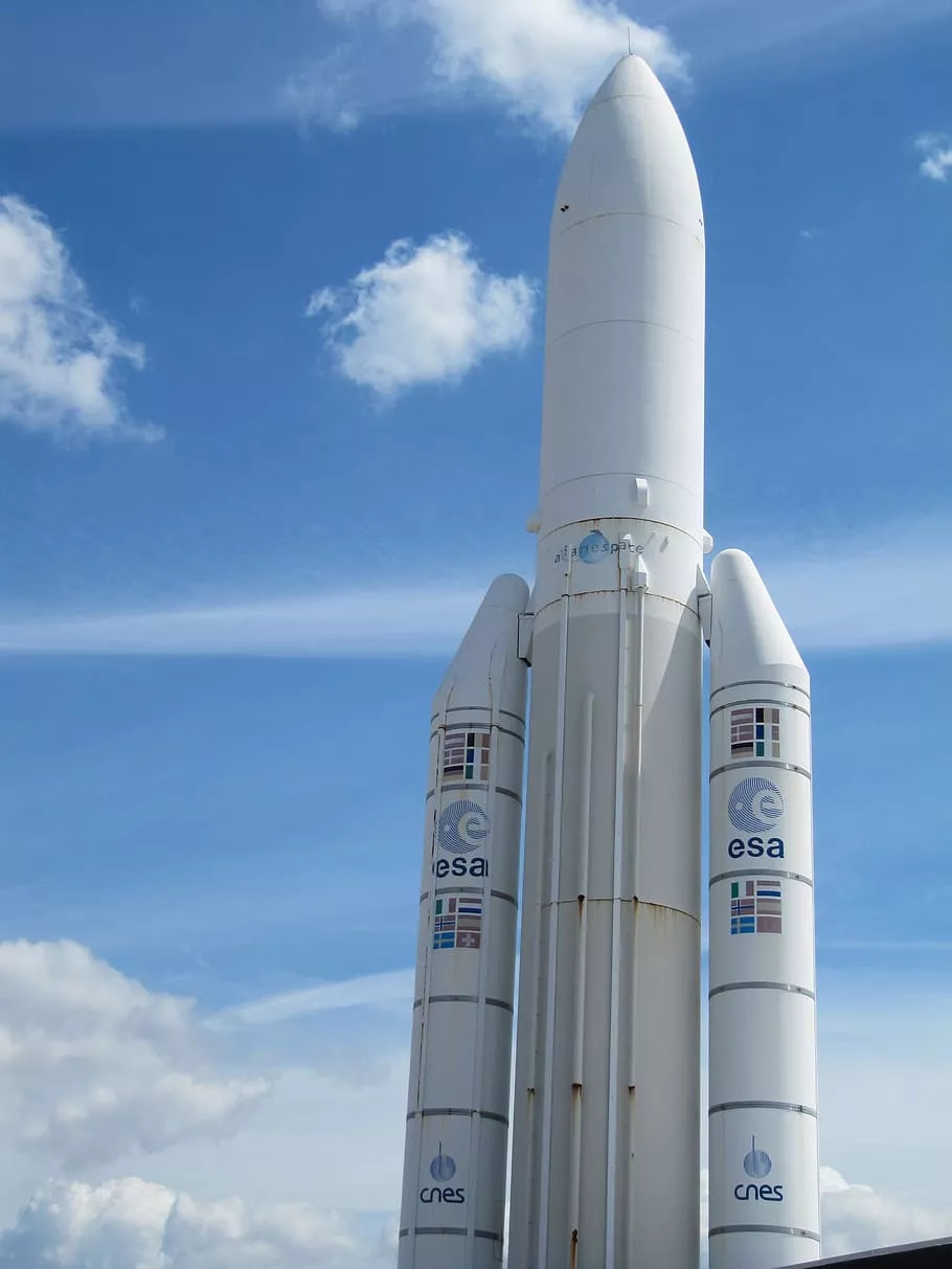 Ariane rocket 1080P, 2K, 4K, 5K HD