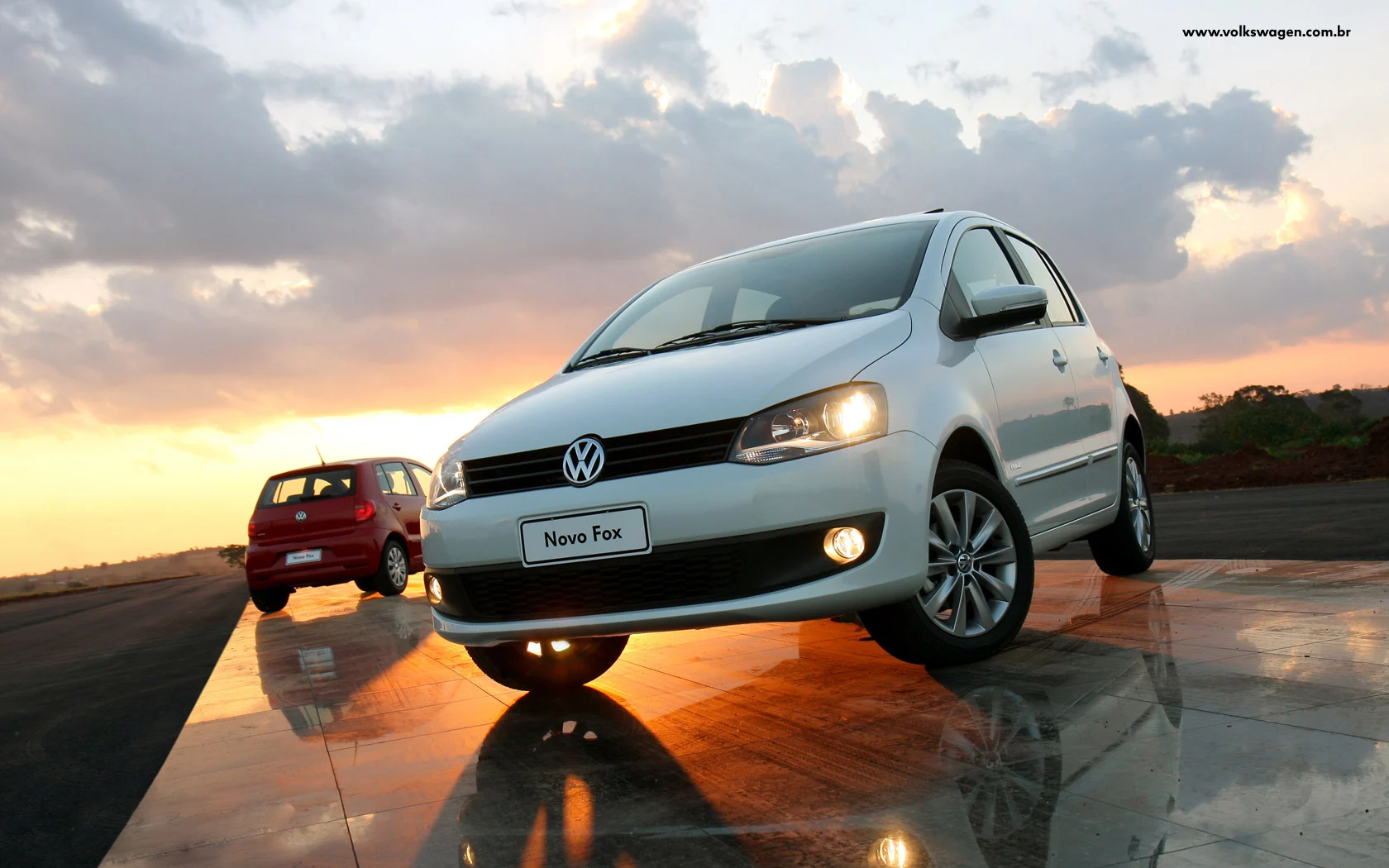 Novofox 1680x1050 Tan's