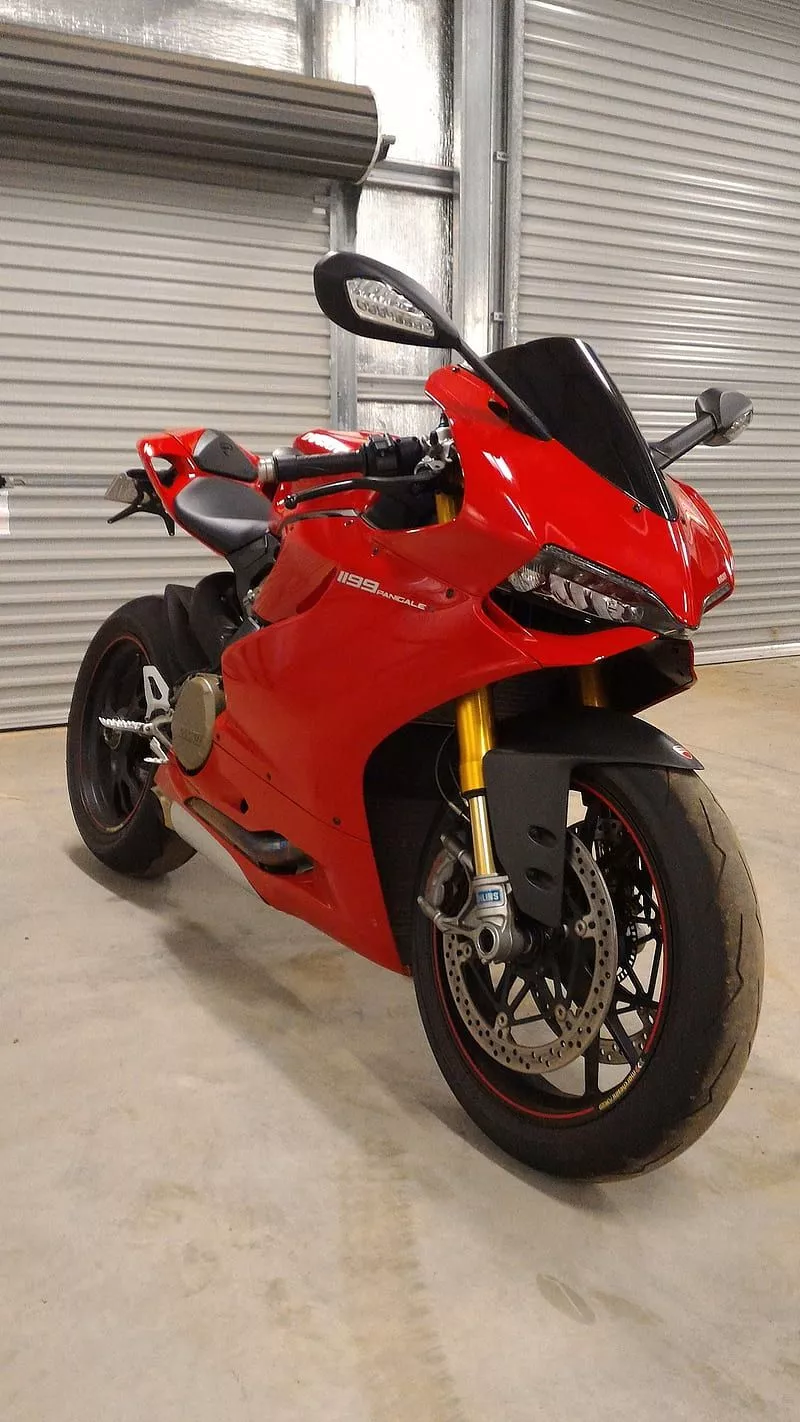 Ducati 1199 Panigale, desmodromic