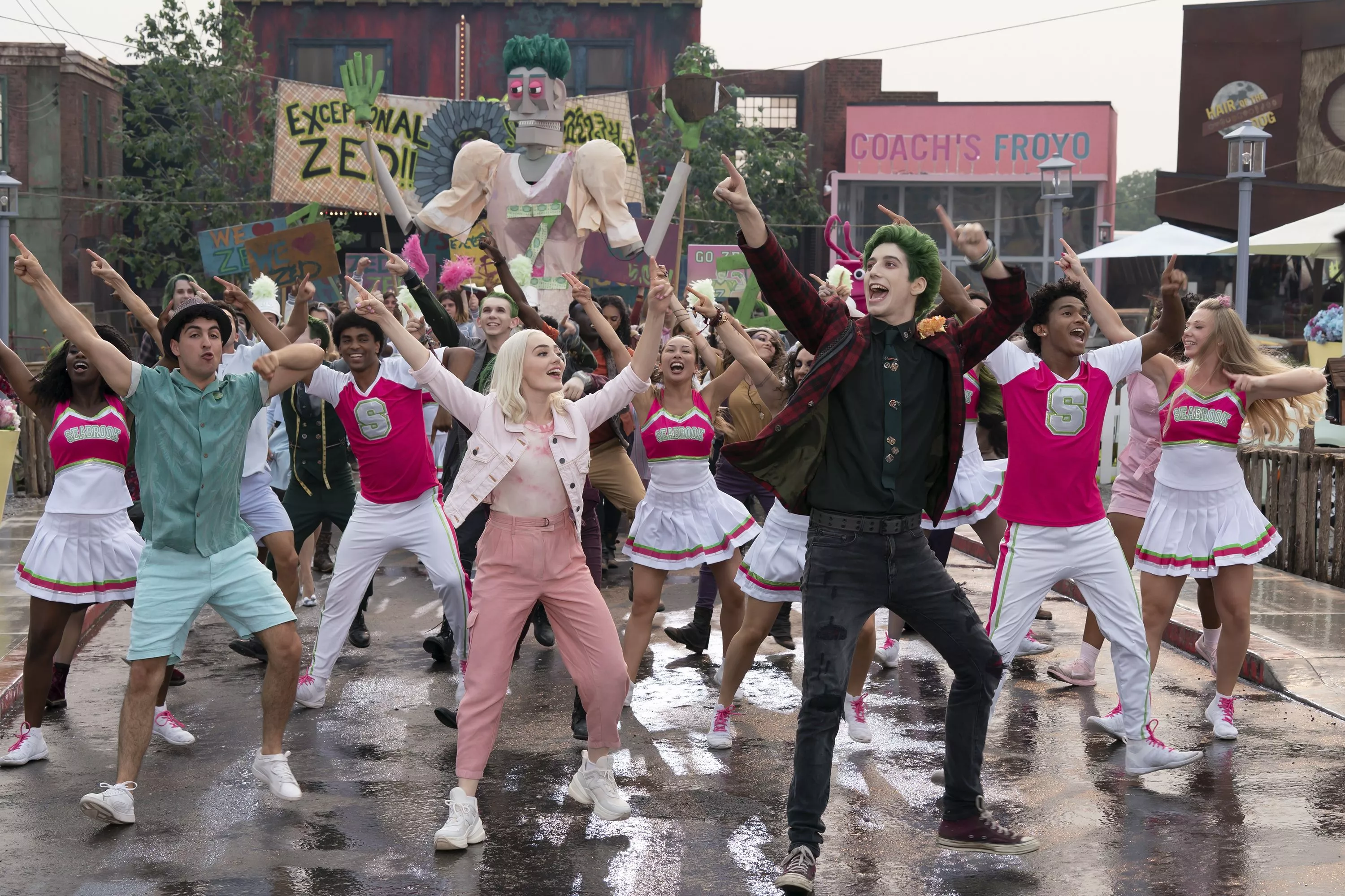 Z O M B I E S 3' Review: More