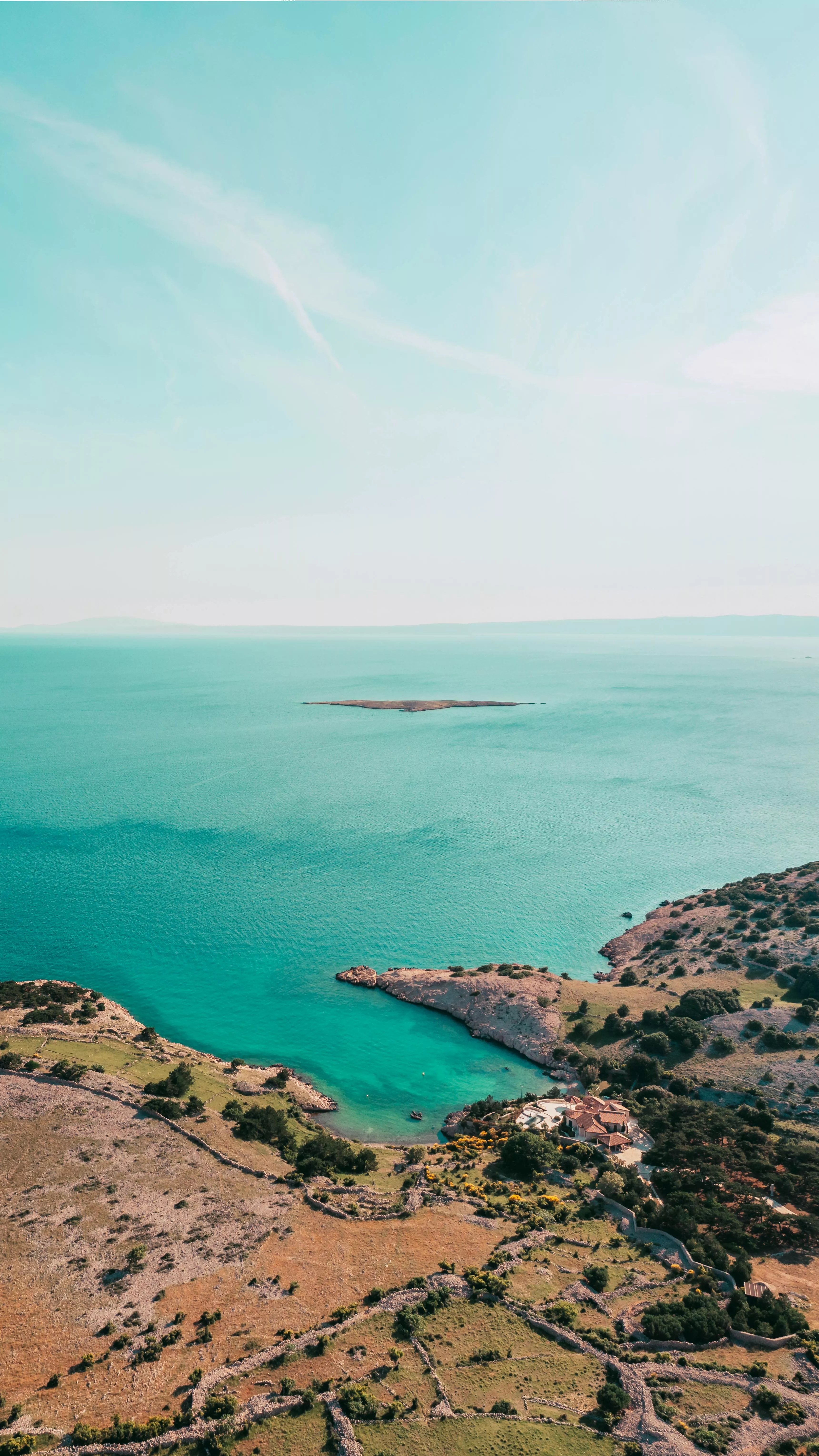 Beach and Ocean · Free