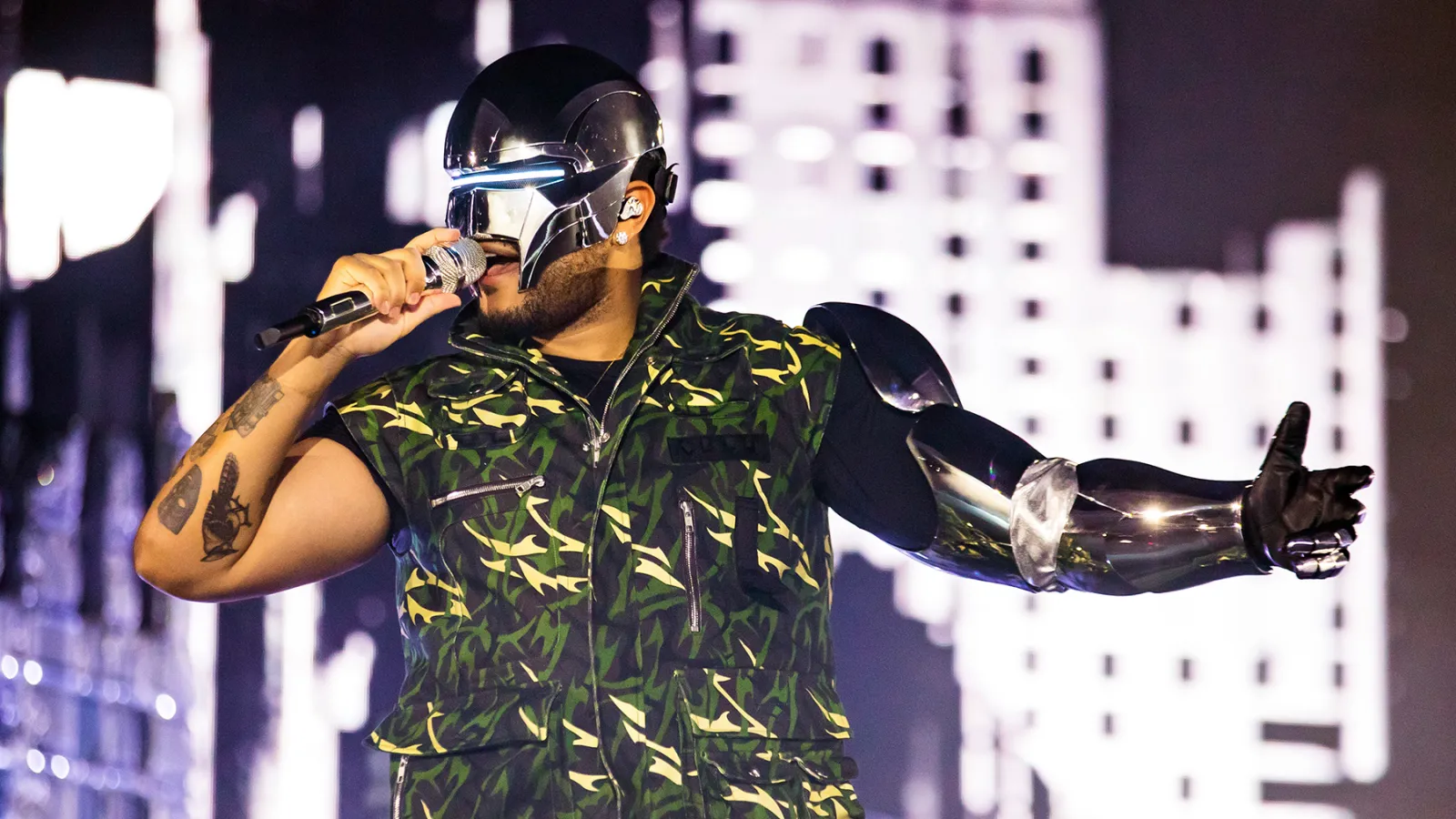 The Weeknd Announces New Album 'Hurry