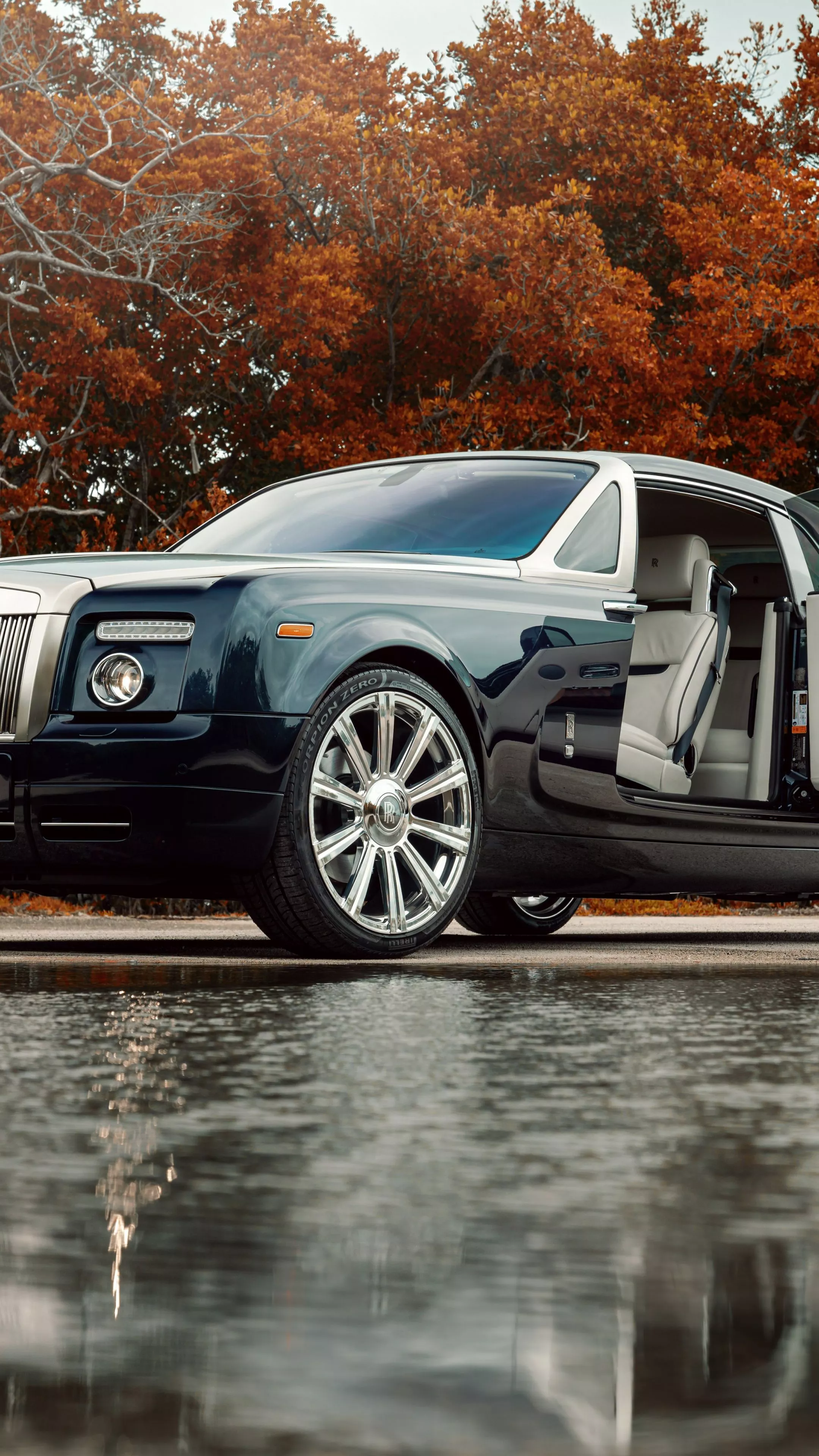 Rolls Royce Phantom Wallpaper 4K
