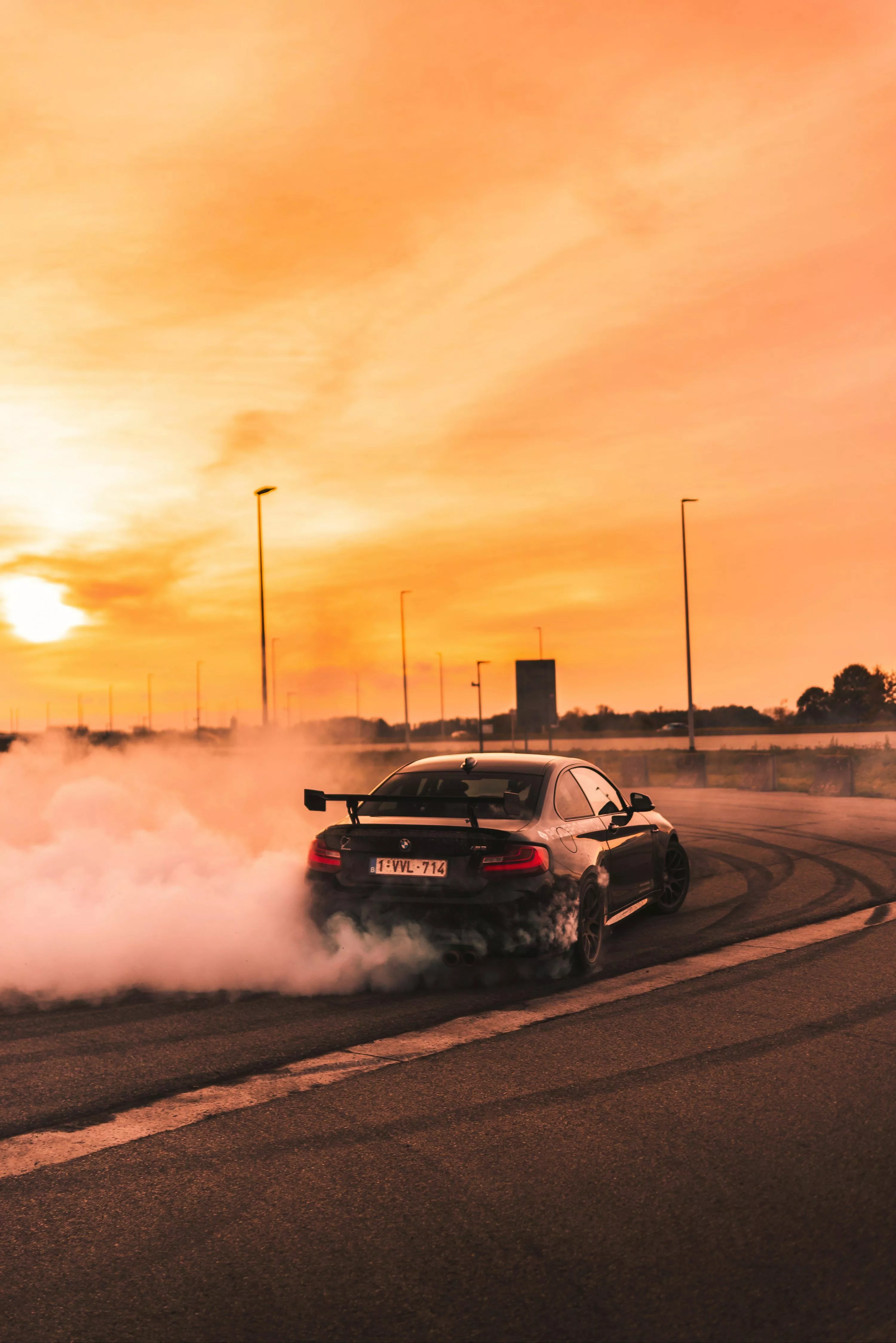 Tire Smoke Picture HD
