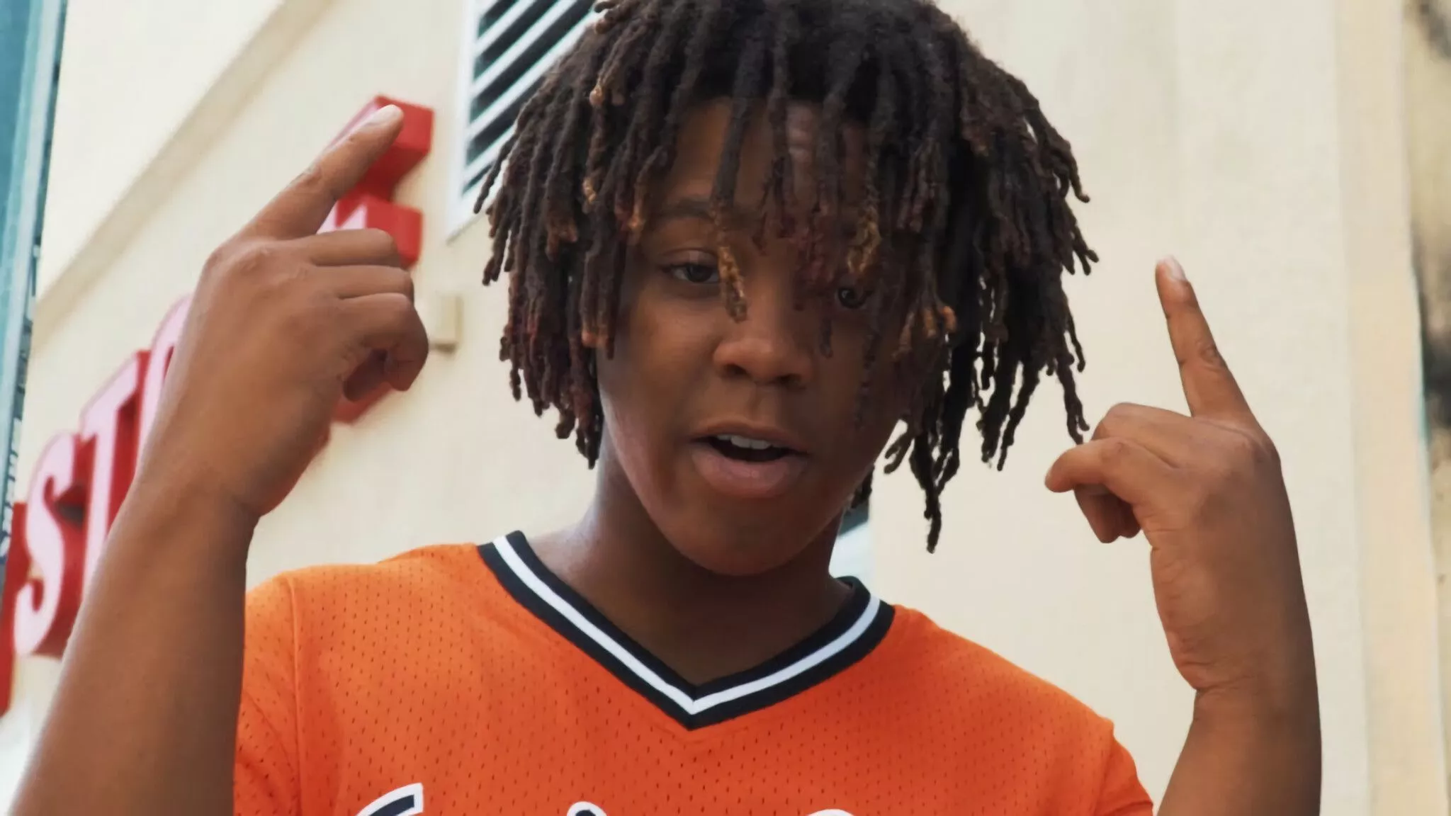 Hurricane Wisdom Wallpaper