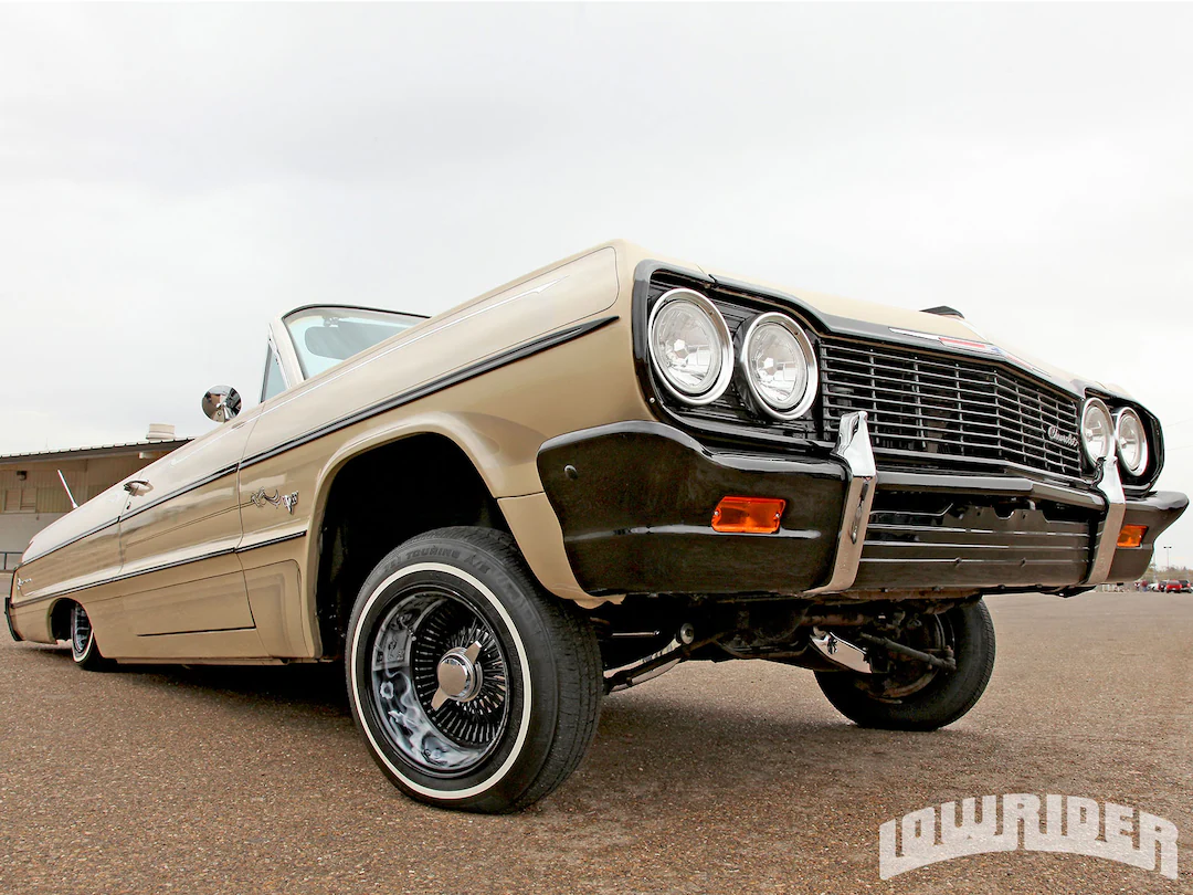 1964 Chevrolet Impala Features