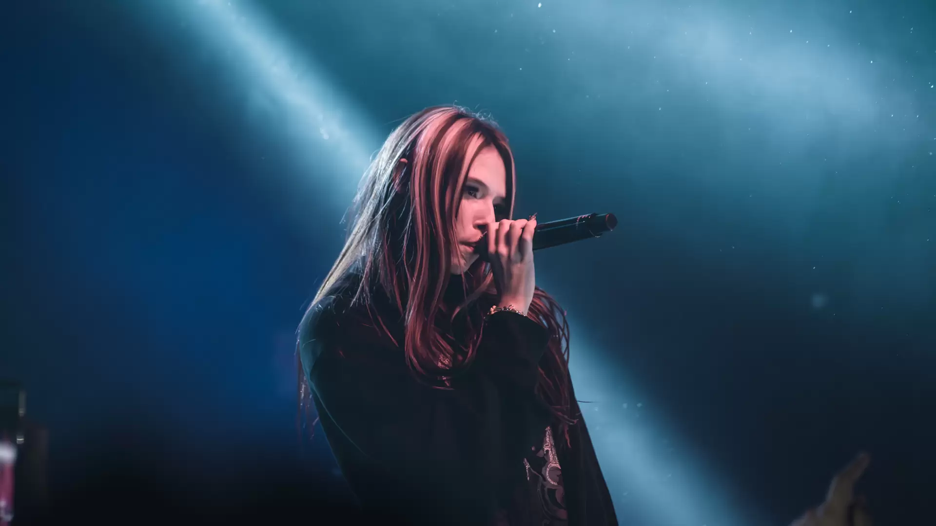 Saramalacara eclipsó el Teatro Sala