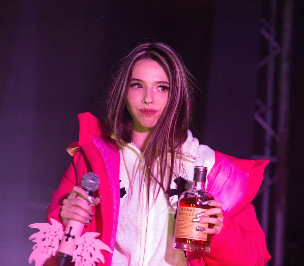 misa hyperpopera de Saramalacara