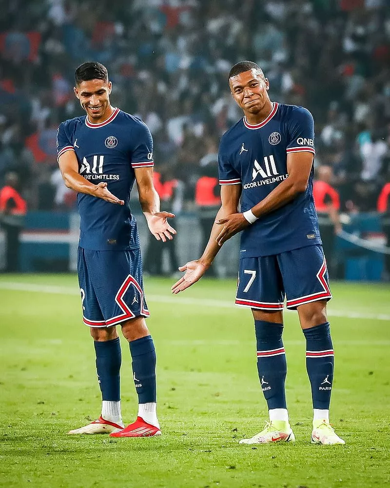 HAKIMI AND MBAPPE, sports uniform